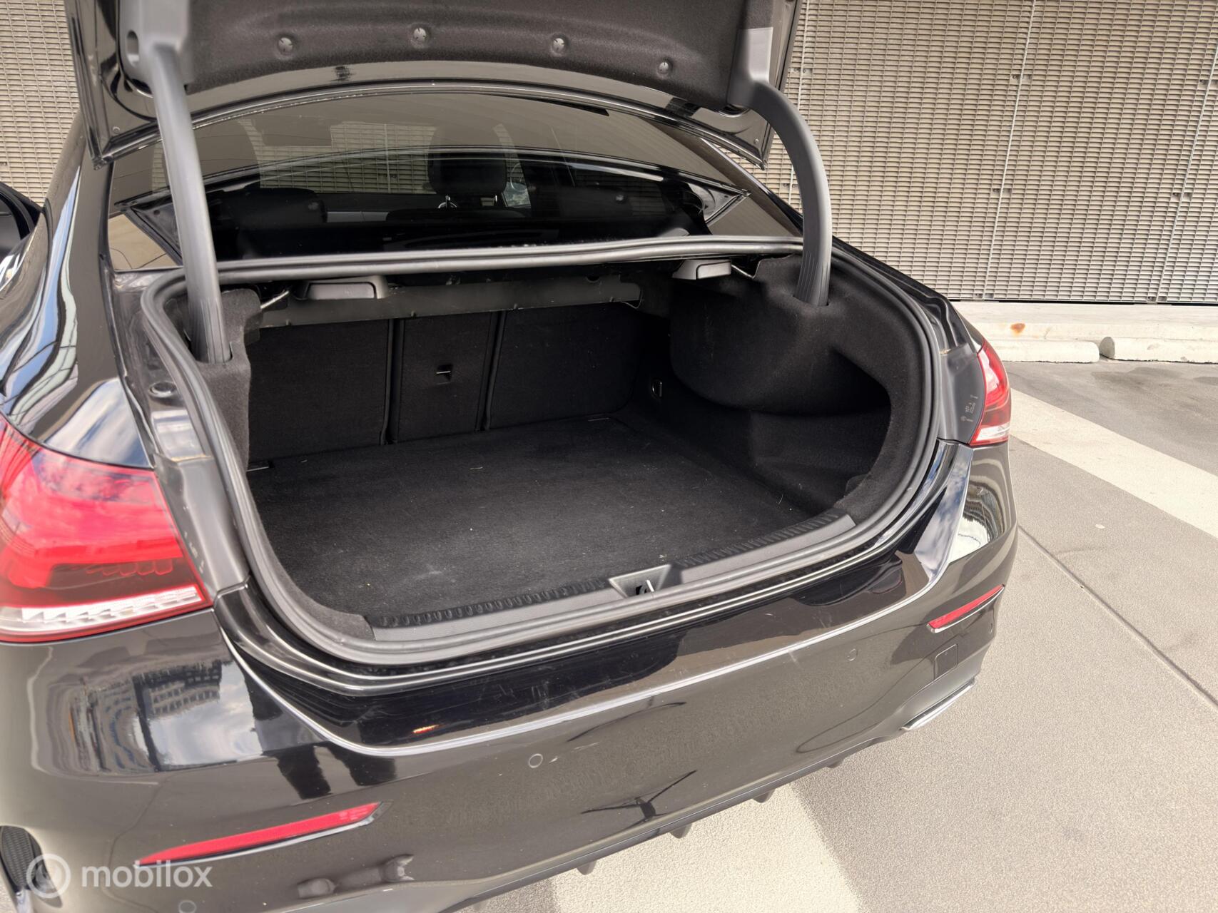 Foto van Mercedes-Benz A 200