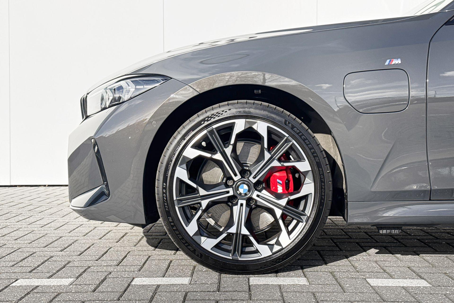 Foto van BMW 330e xDrive