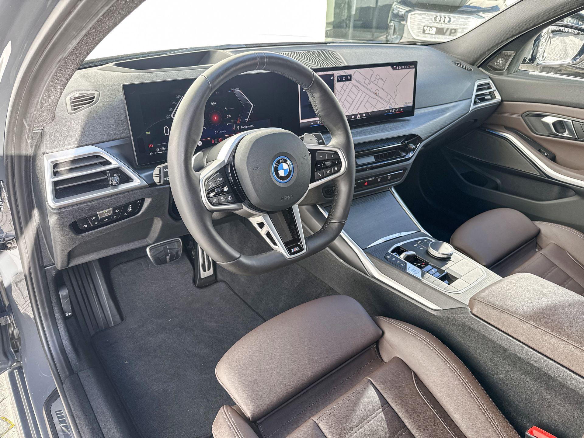 Foto van BMW 330e xDrive