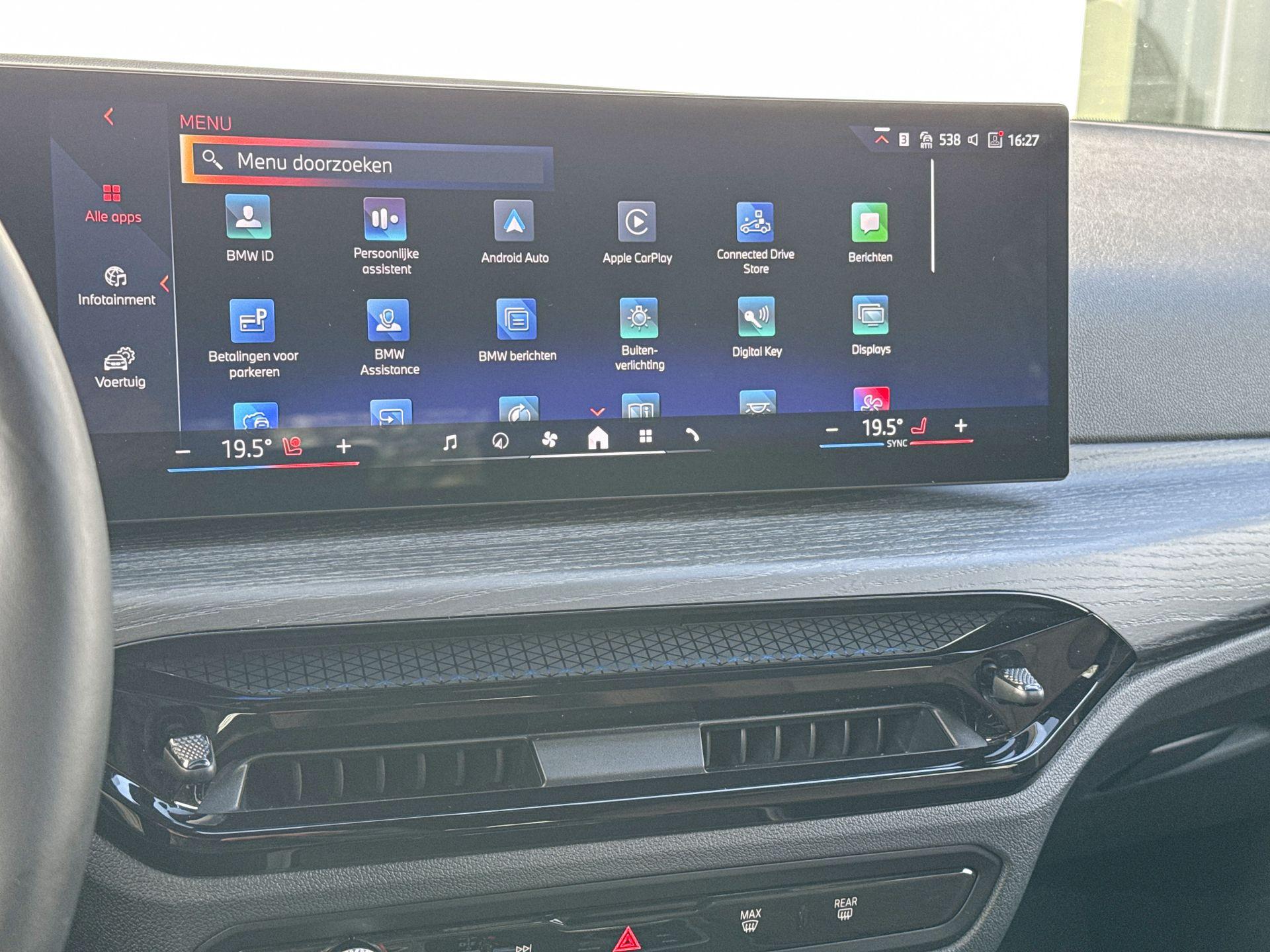 Foto van BMW 330e xDrive