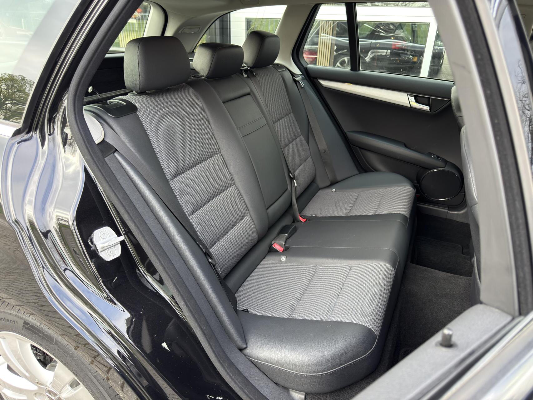 Foto van Mercedes-Benz C 280