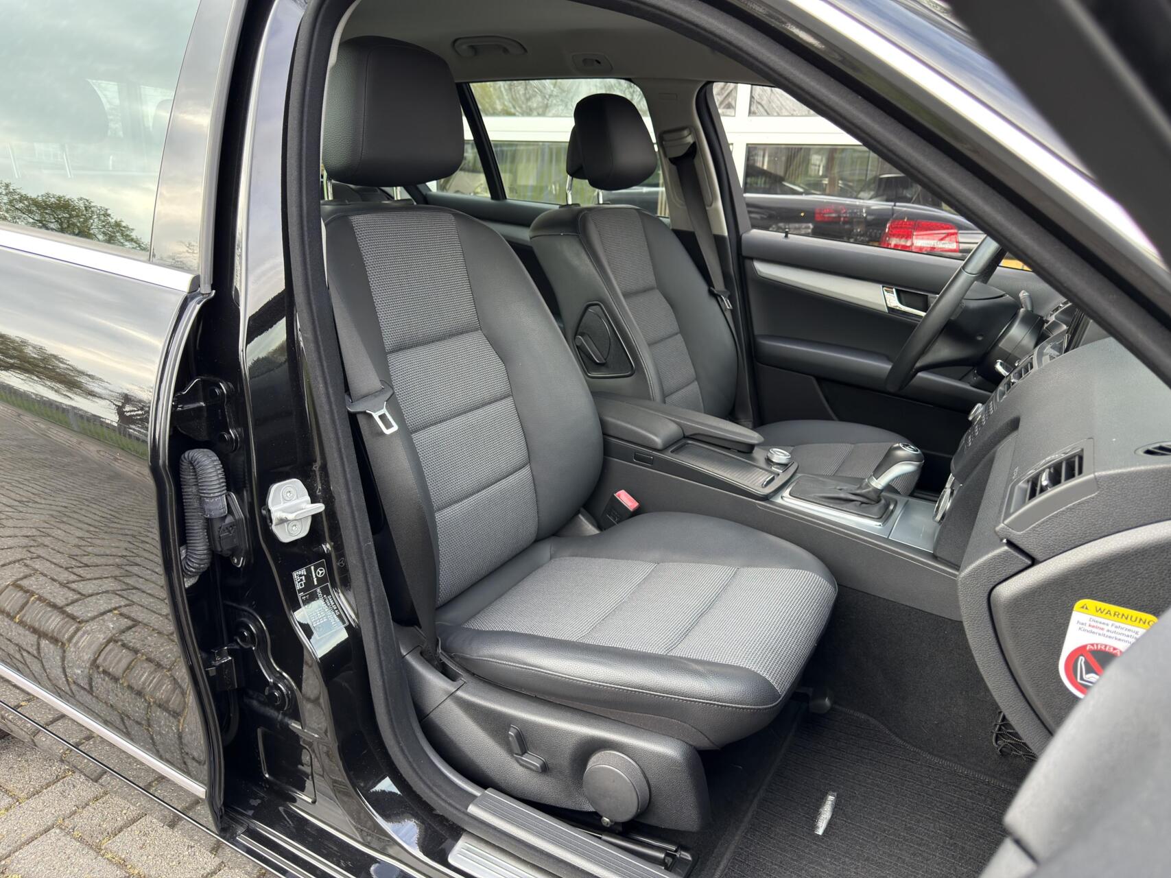 Foto van Mercedes-Benz C 280