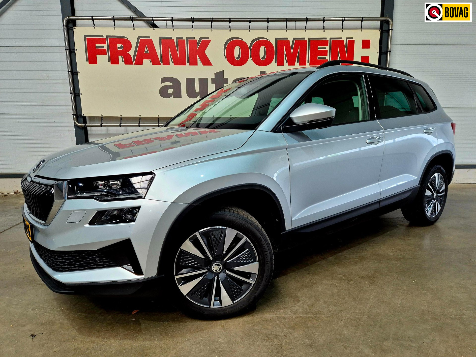 Skoda Karoq 1.5 TSI 150PK ACT Sportline Business + LED|Keyless|Camera|Adaptive cruise|Sfeerverl.DAB|Apple|Android|Lane 2024 - voorkant