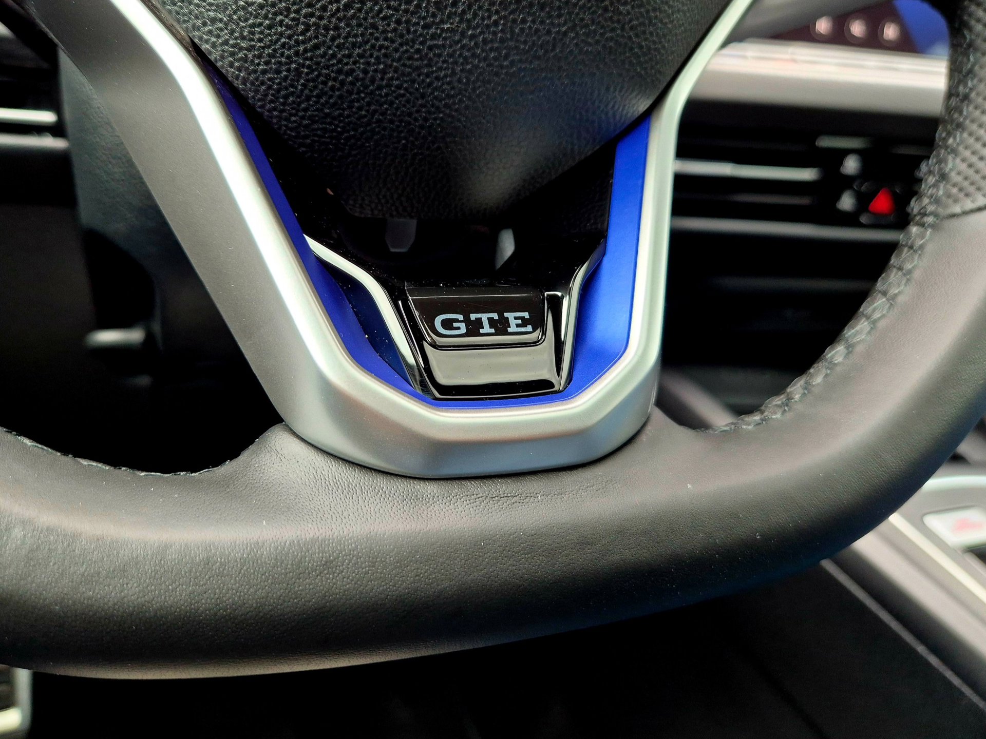 Foto van Volkswagen Golf GTE