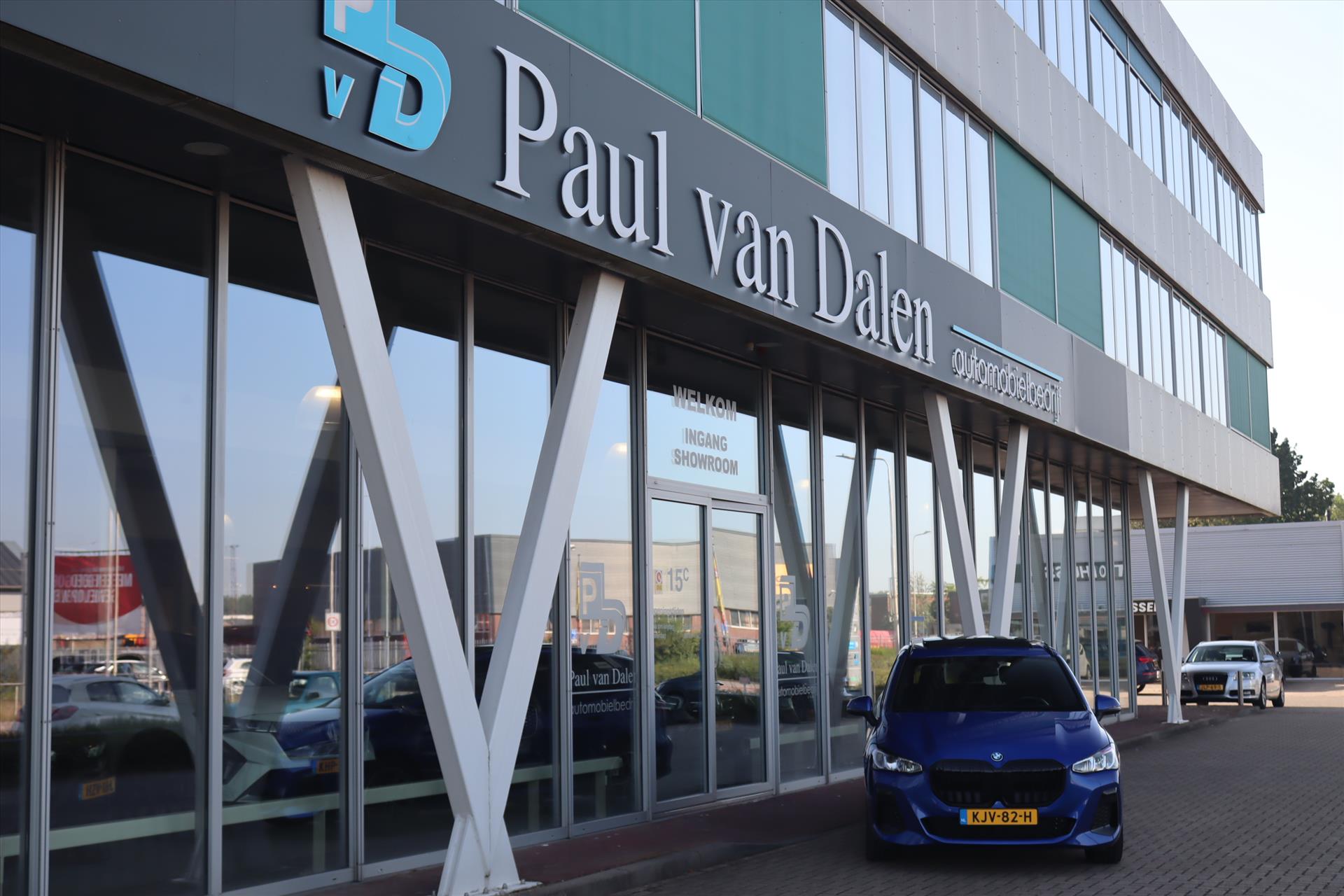 Foto van BMW 225e xDrive Active Tourer