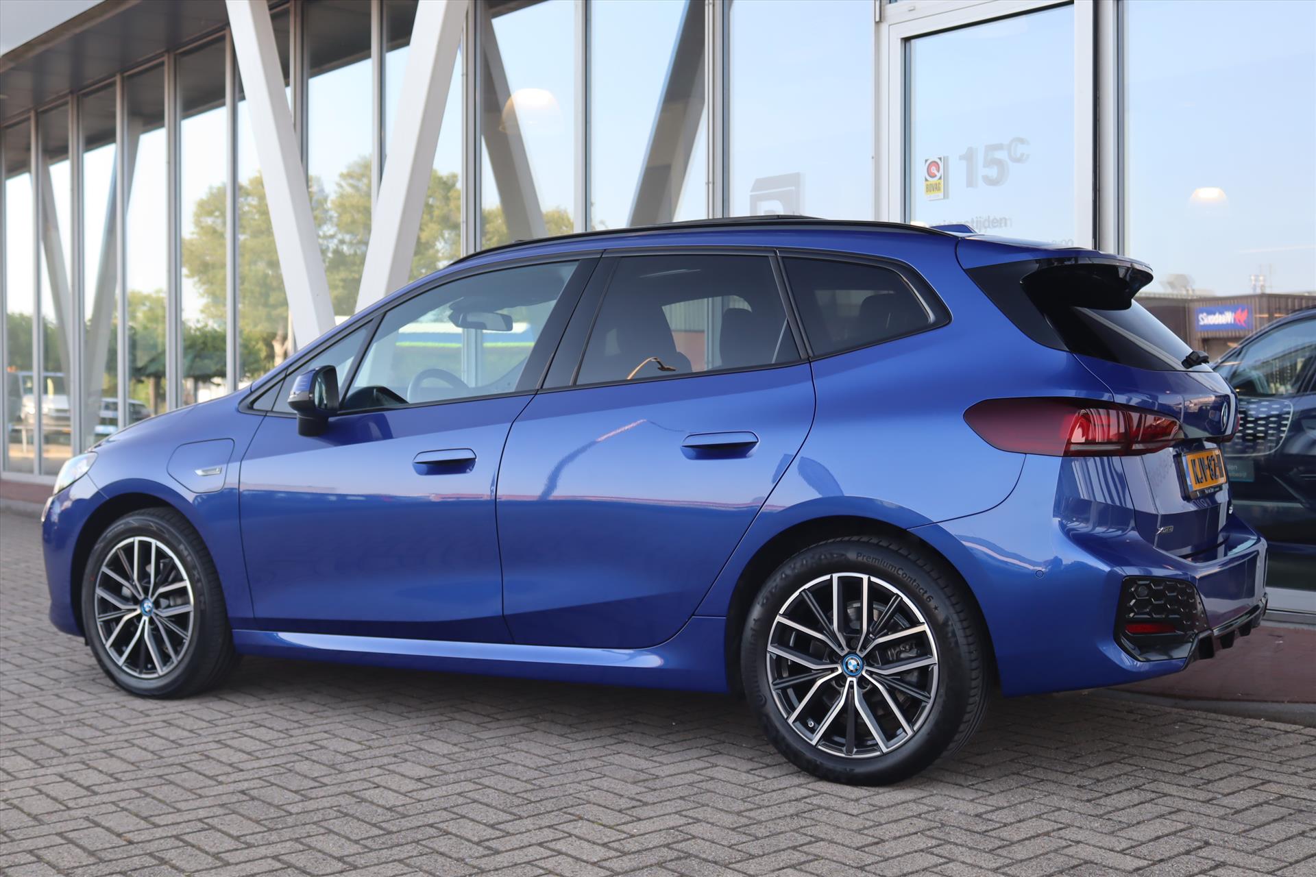 Foto van BMW 225e xDrive Active Tourer