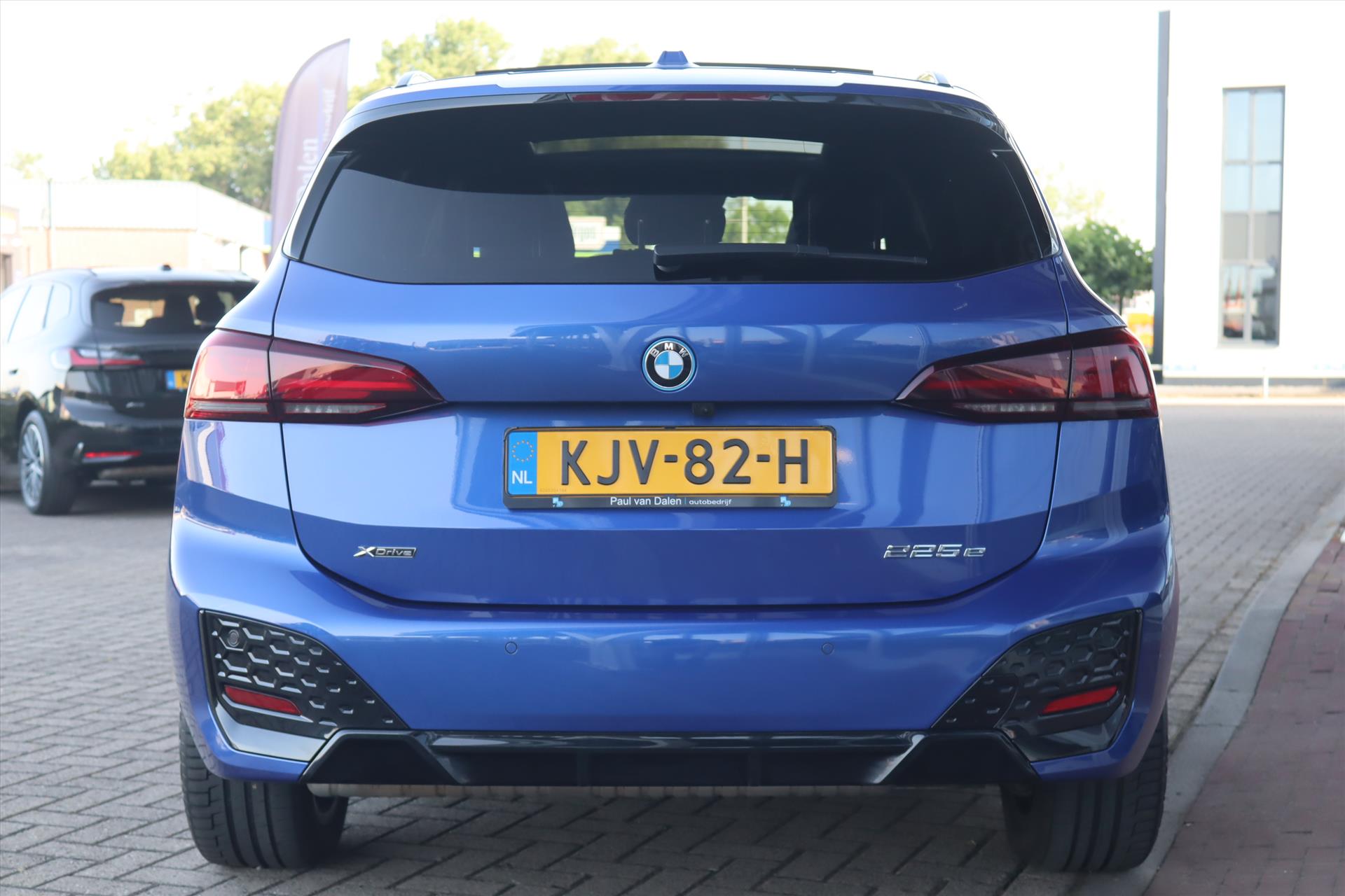 Foto van BMW 225e xDrive Active Tourer