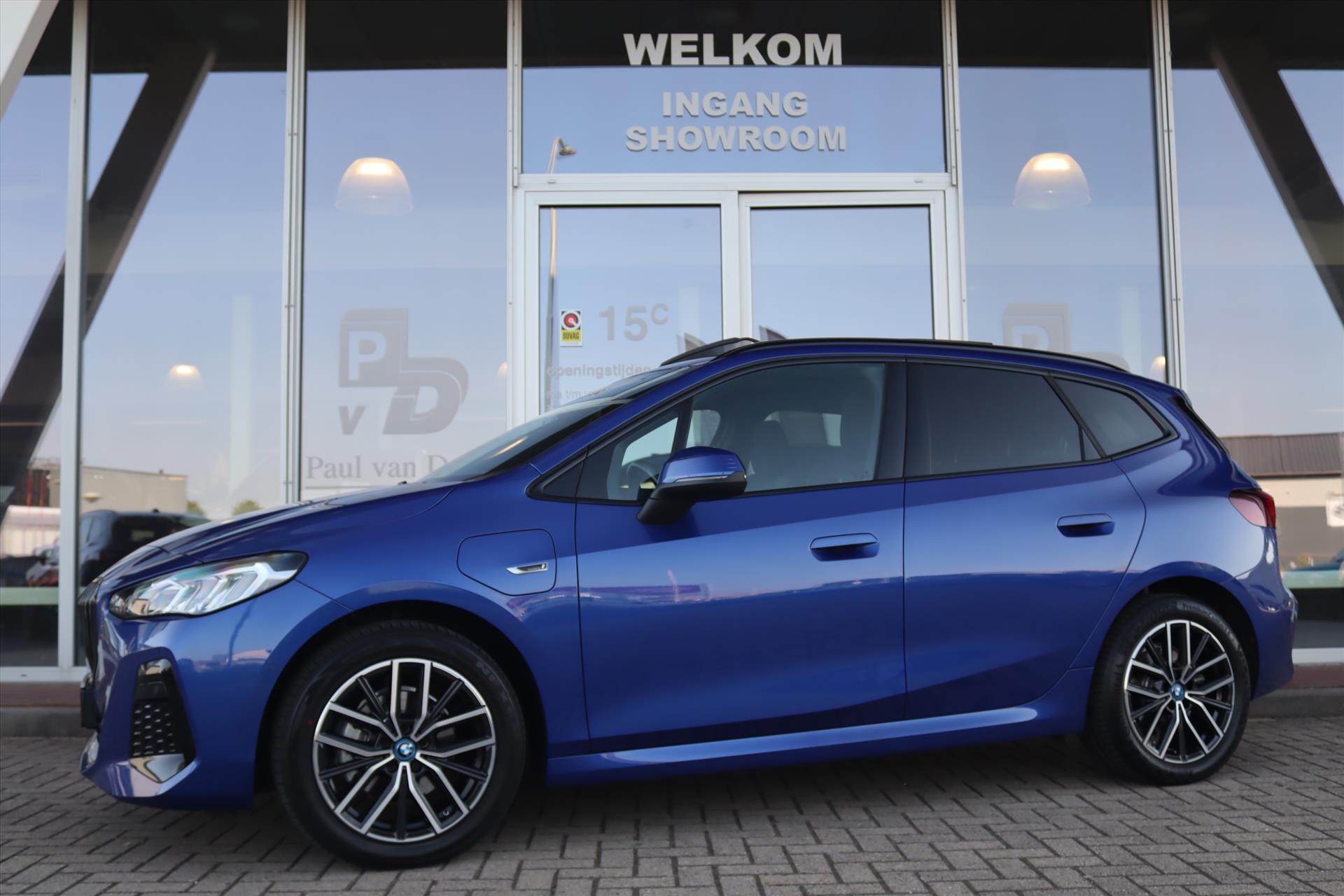 Foto van BMW 225e xDrive Active Tourer