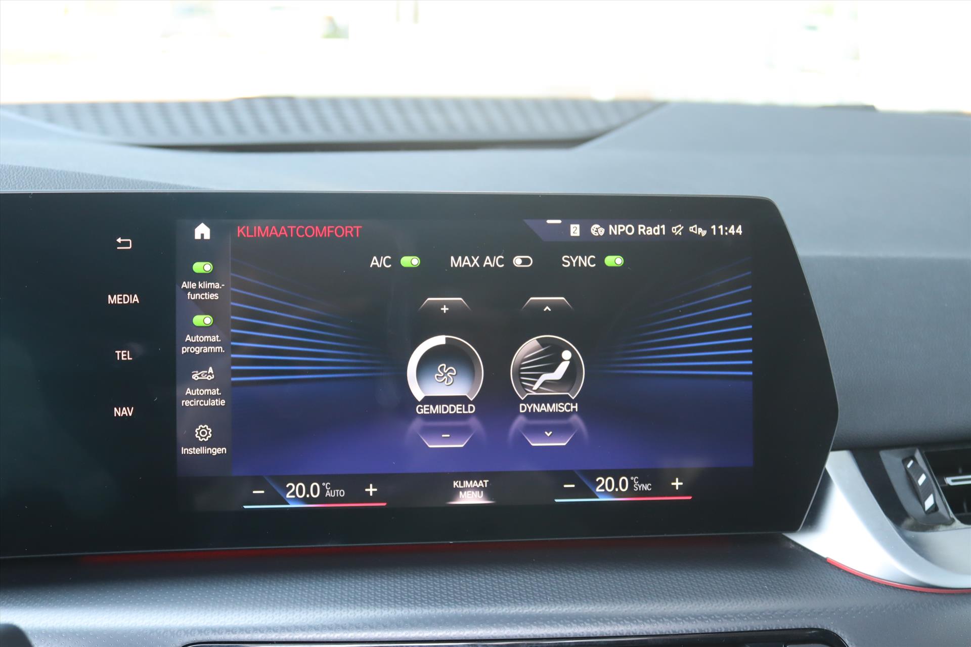 Foto van BMW 225e xDrive Active Tourer