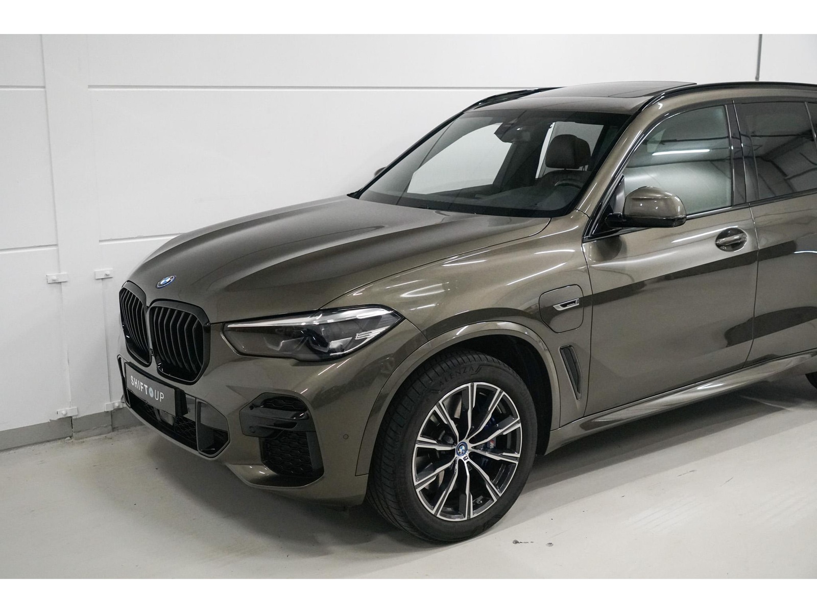 Foto van BMW X5 Xdrive45e