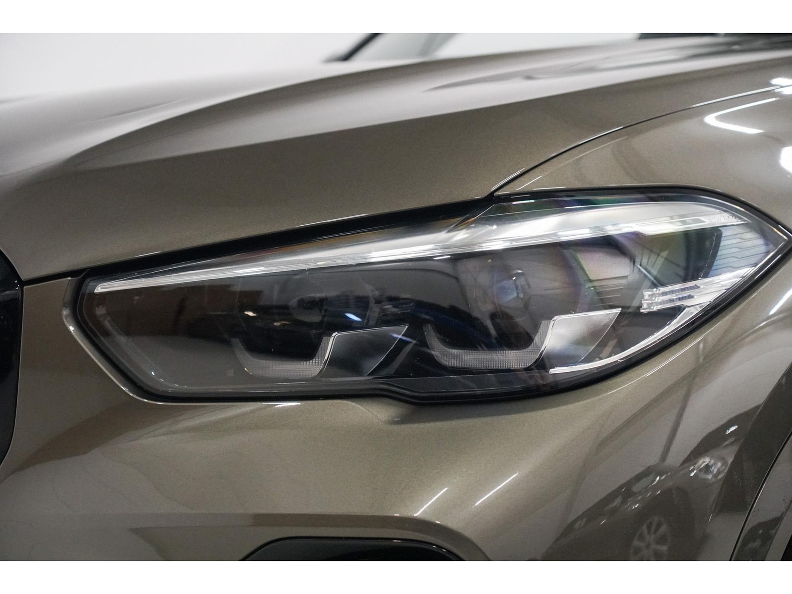 Foto van BMW X5 Xdrive45e
