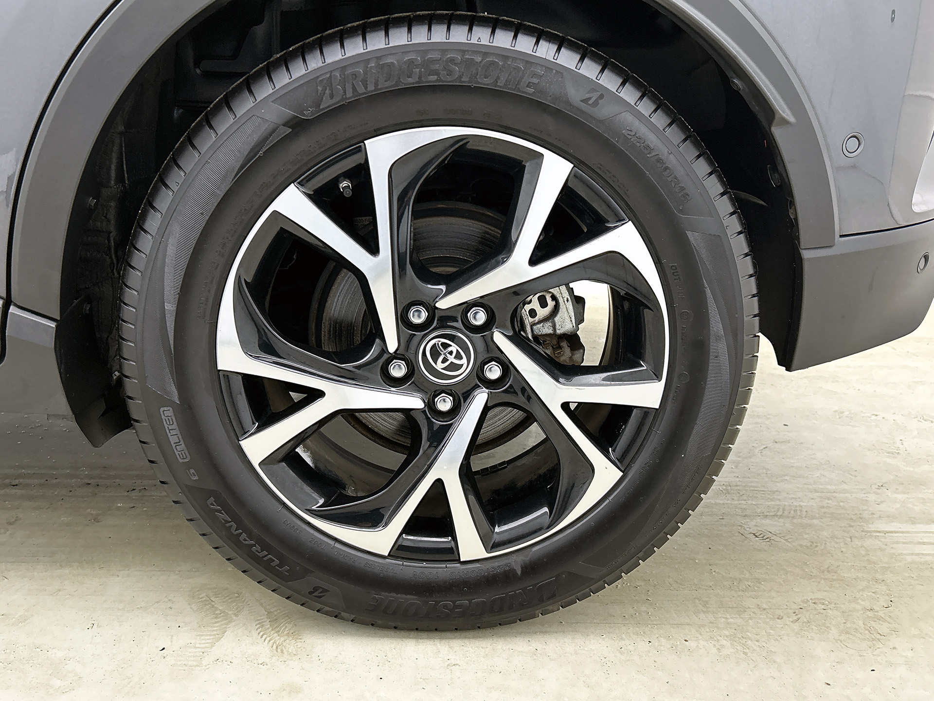 Foto van Toyota Toyota C-hr