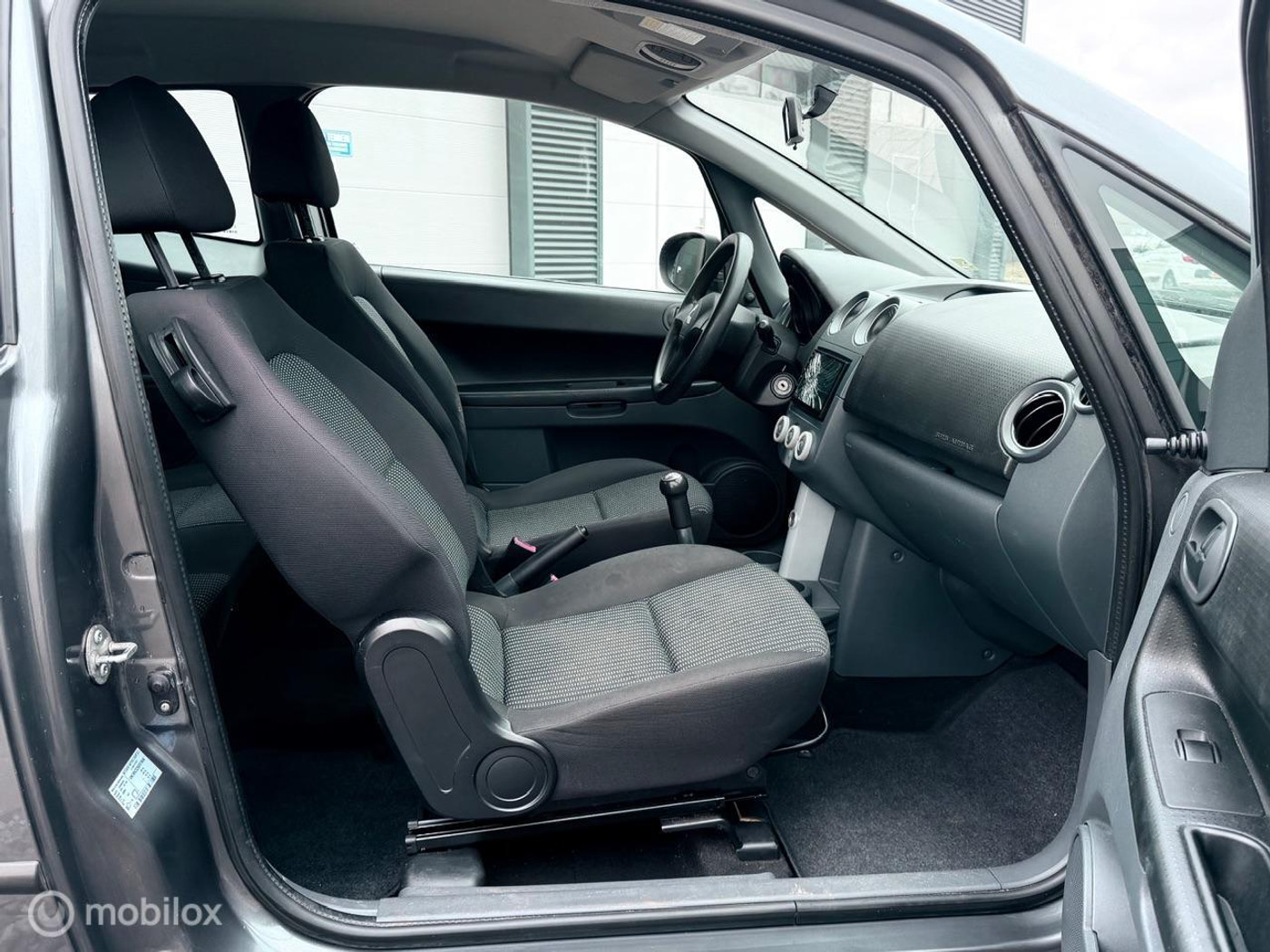 Foto van Mitsubishi Mitsubishi Colt