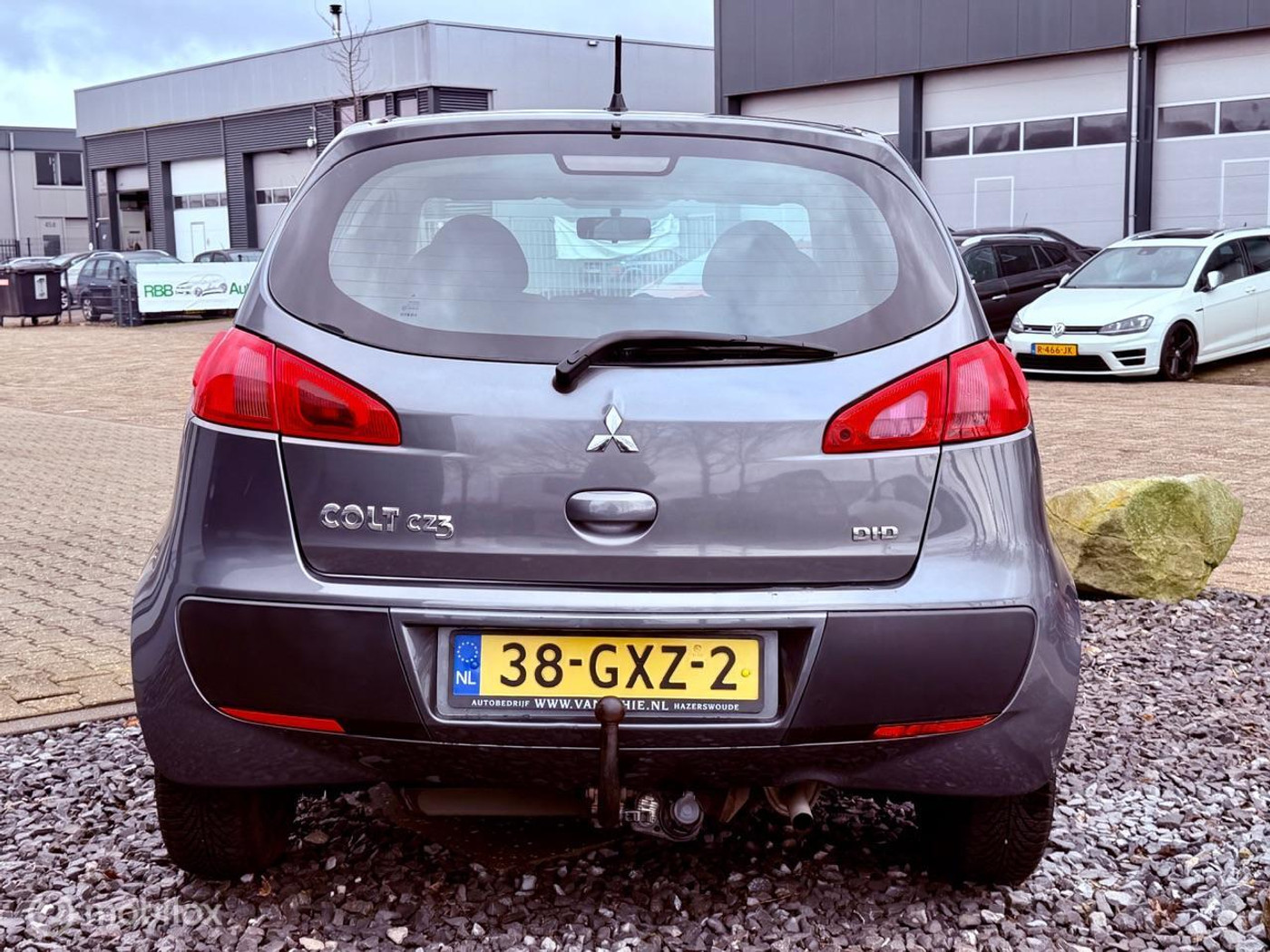 Foto van Mitsubishi Mitsubishi Colt