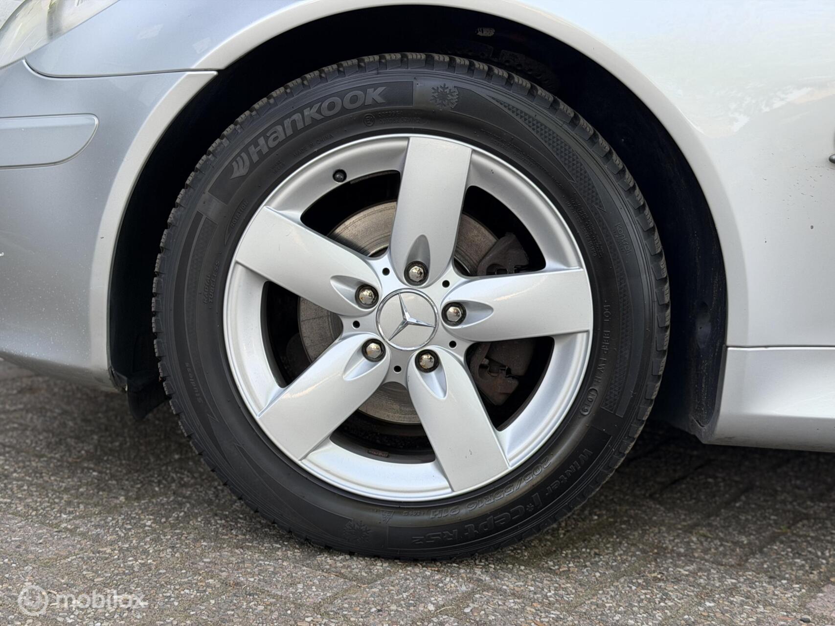 Foto van Mercedes-Benz SLK 200 Kompressor