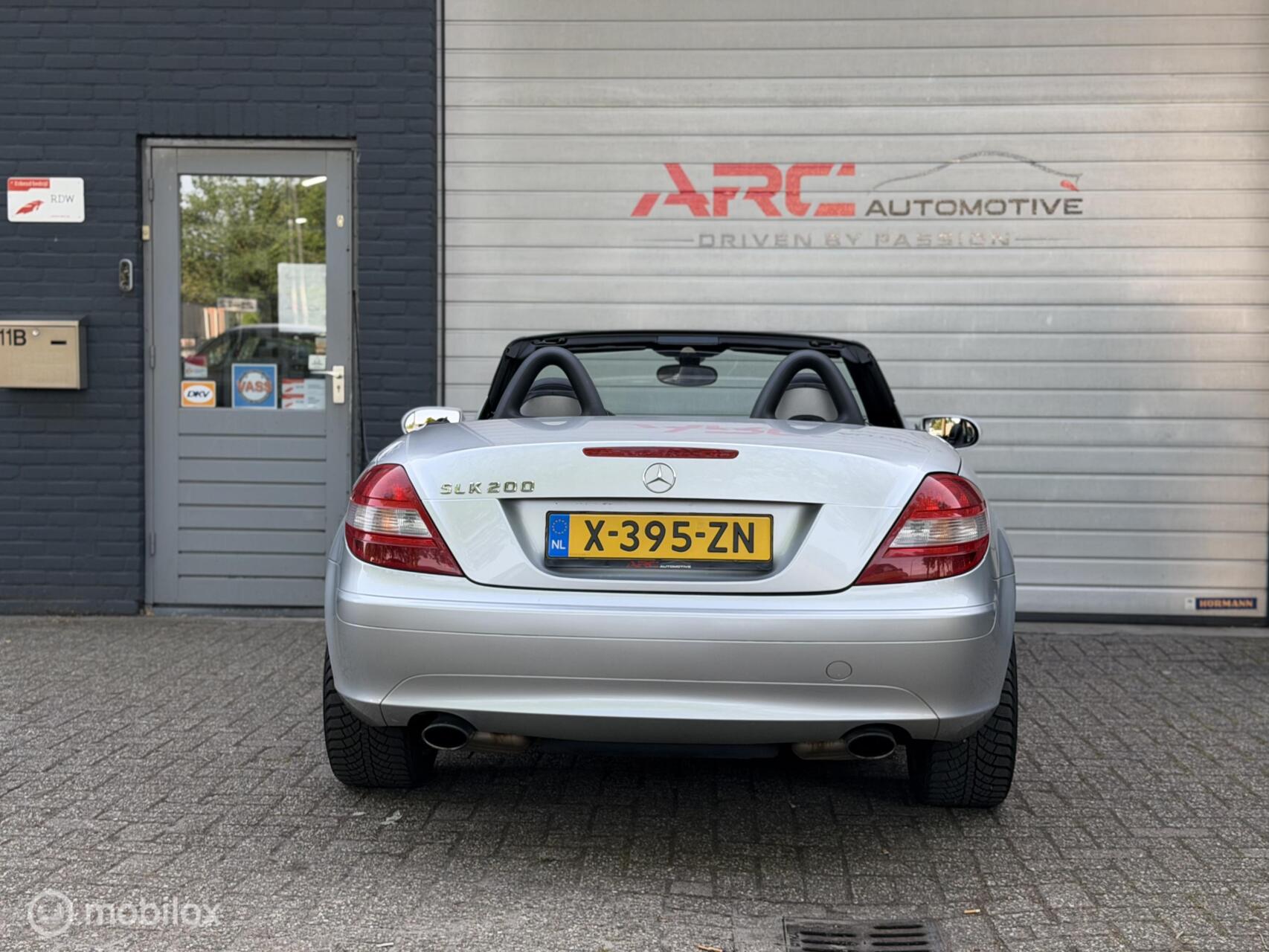 Foto van Mercedes-Benz SLK 200 Kompressor