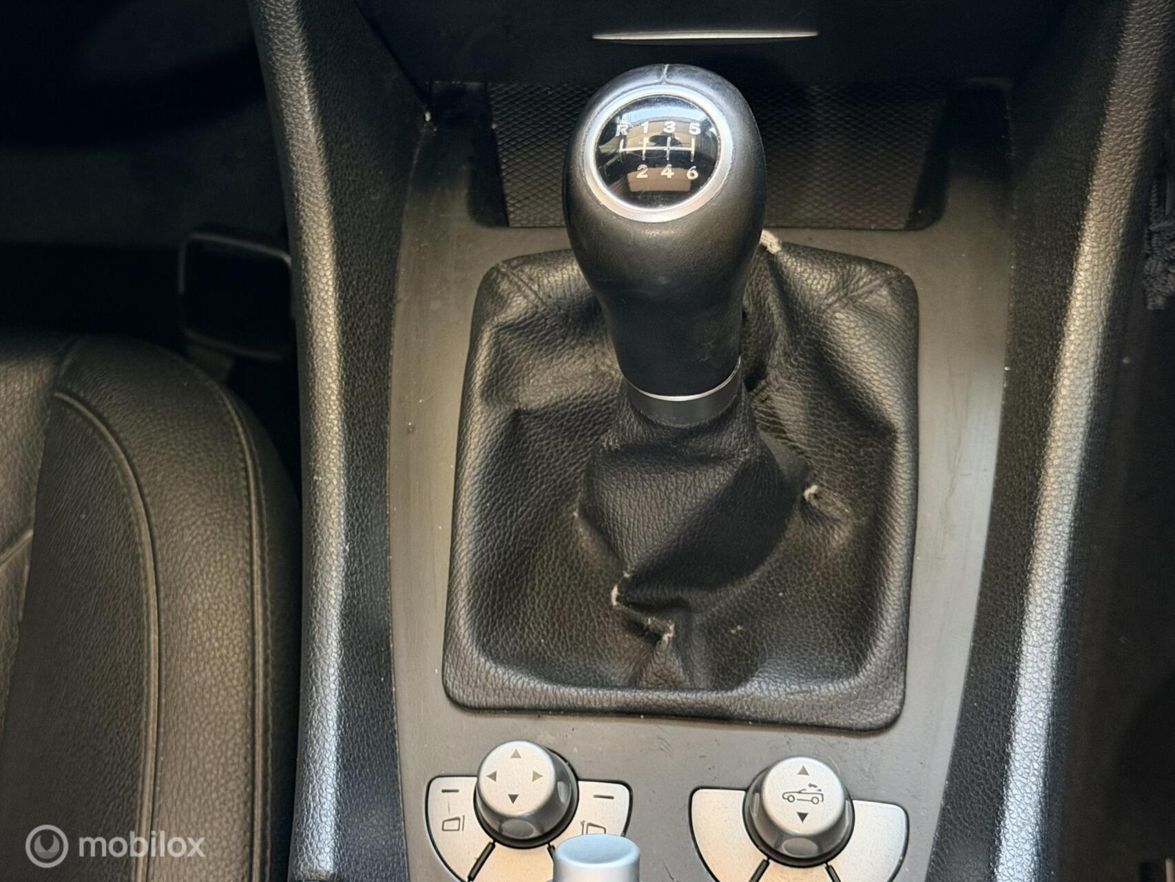 Foto van Mercedes-Benz SLK 200 Kompressor
