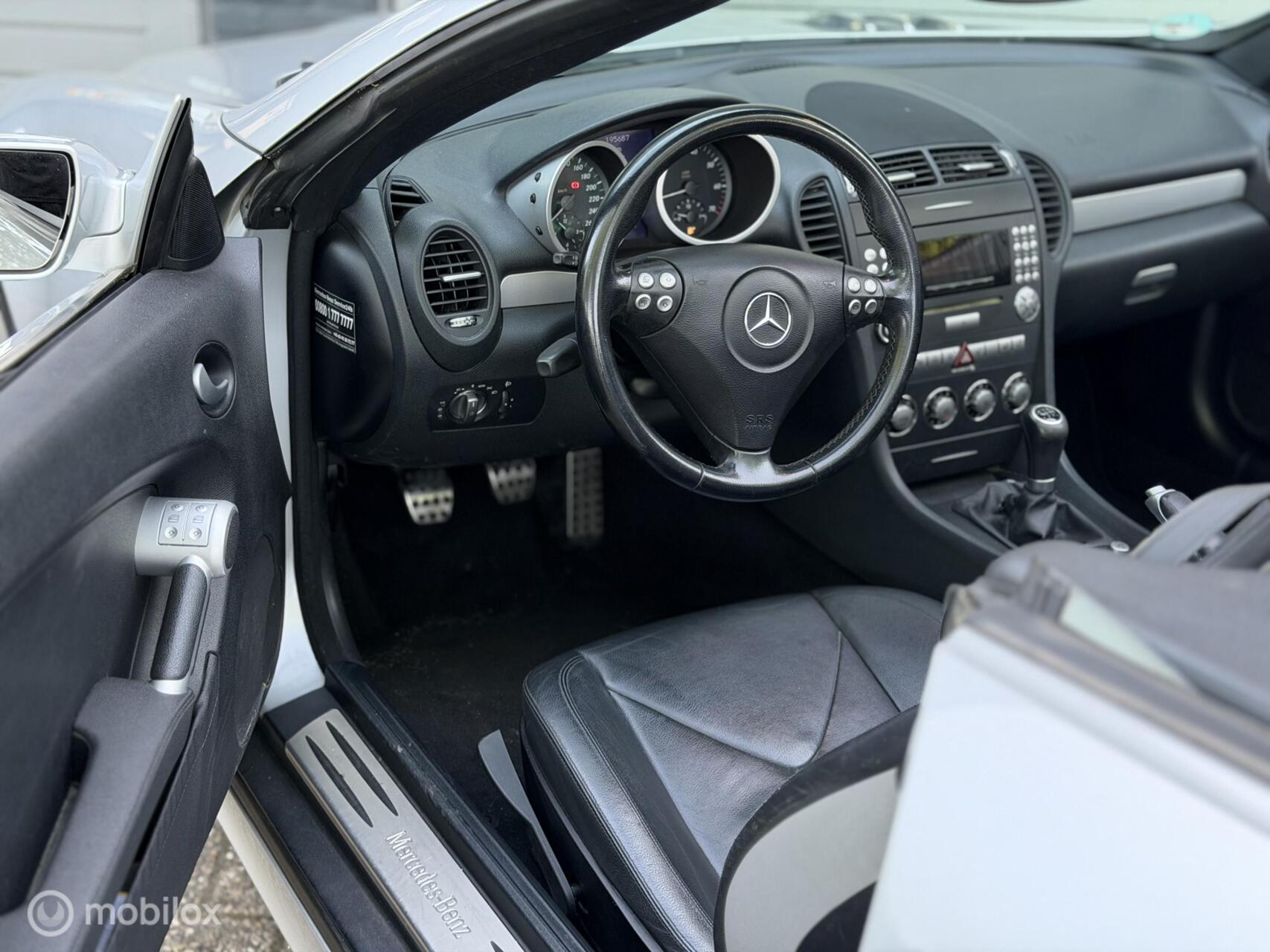 Foto van Mercedes-Benz SLK 200 Kompressor