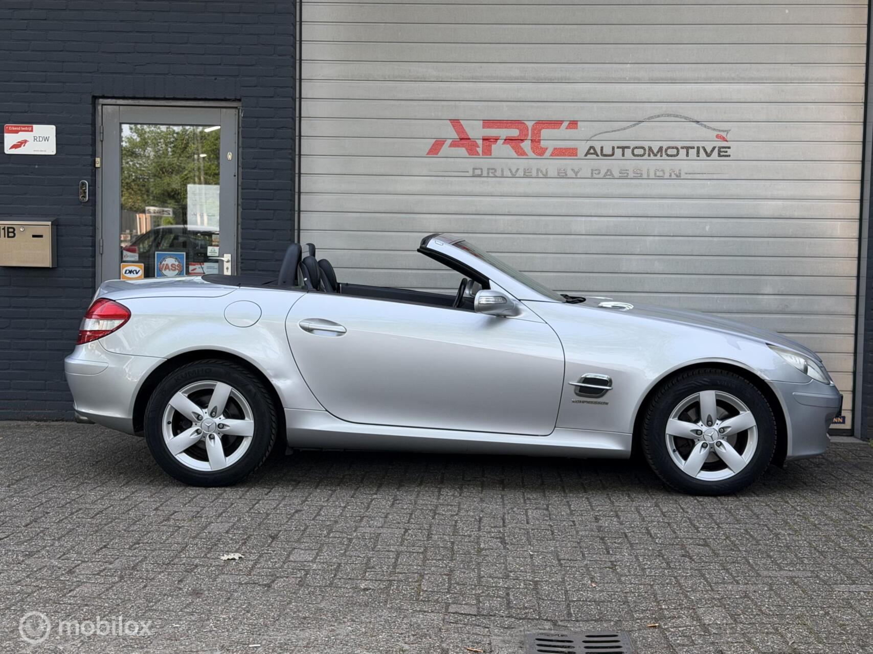 Foto van Mercedes-Benz SLK 200 Kompressor