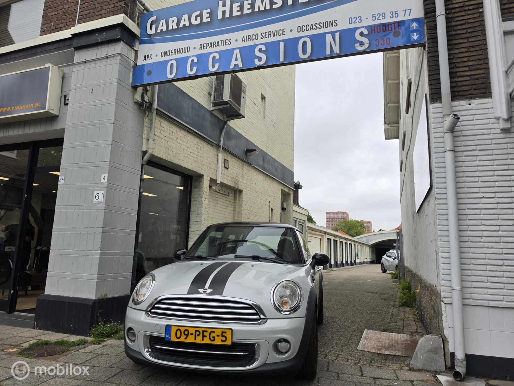 Foto van MINI COOPER