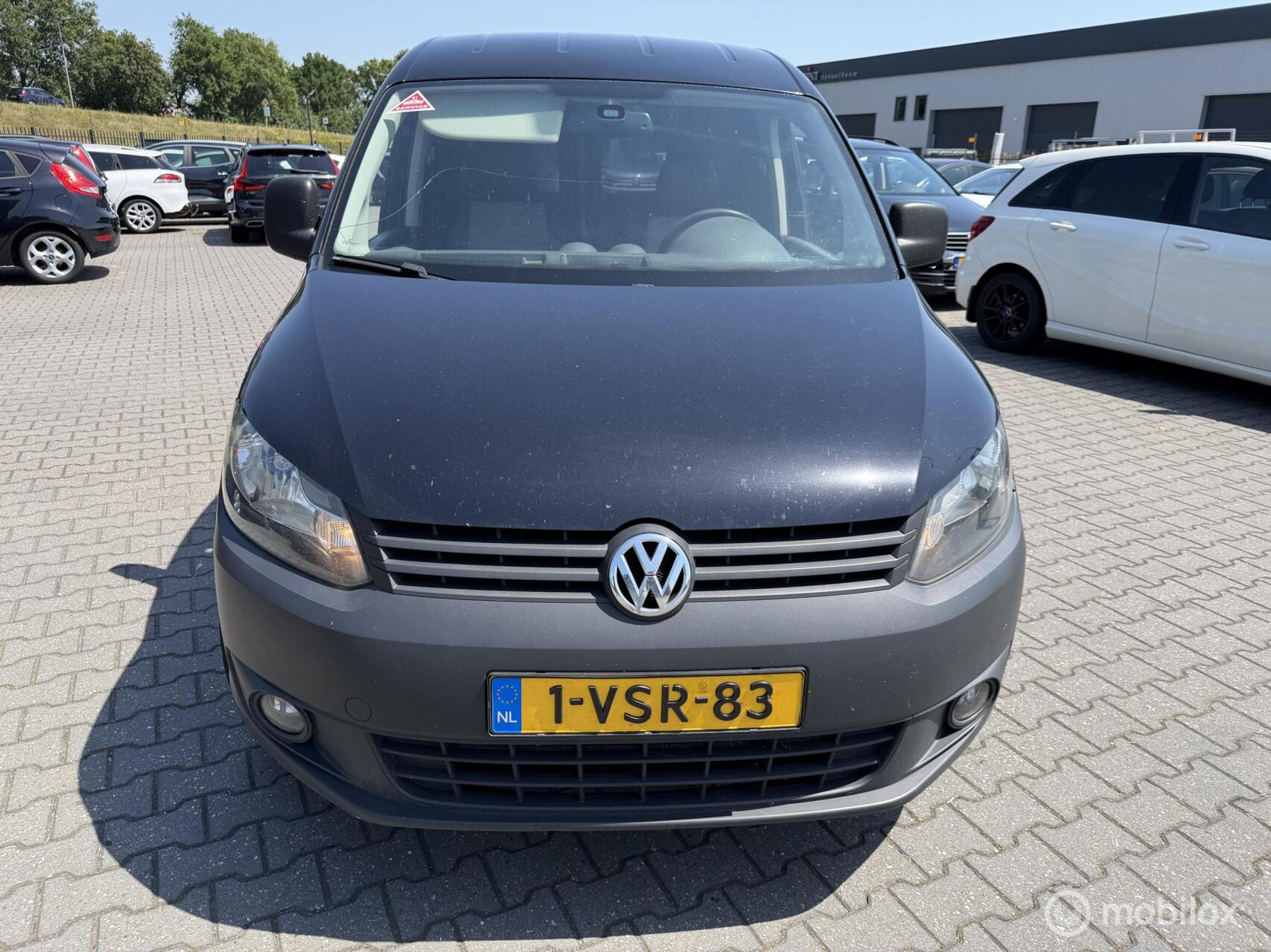 Volkswagen Caddy 1.6 TDI Baseline navi erco 2012 - voorkant