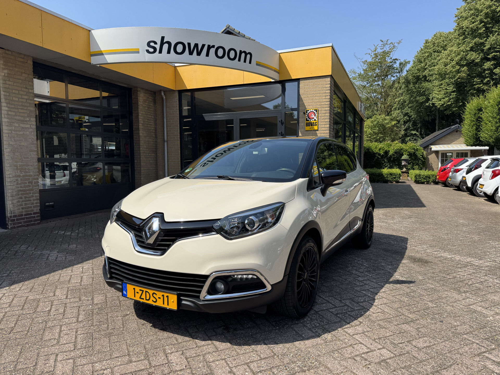 Renault Captur 0.9 TCe Dynamique Climate Control Navi Camera Trekhaak 2015 - voorkant