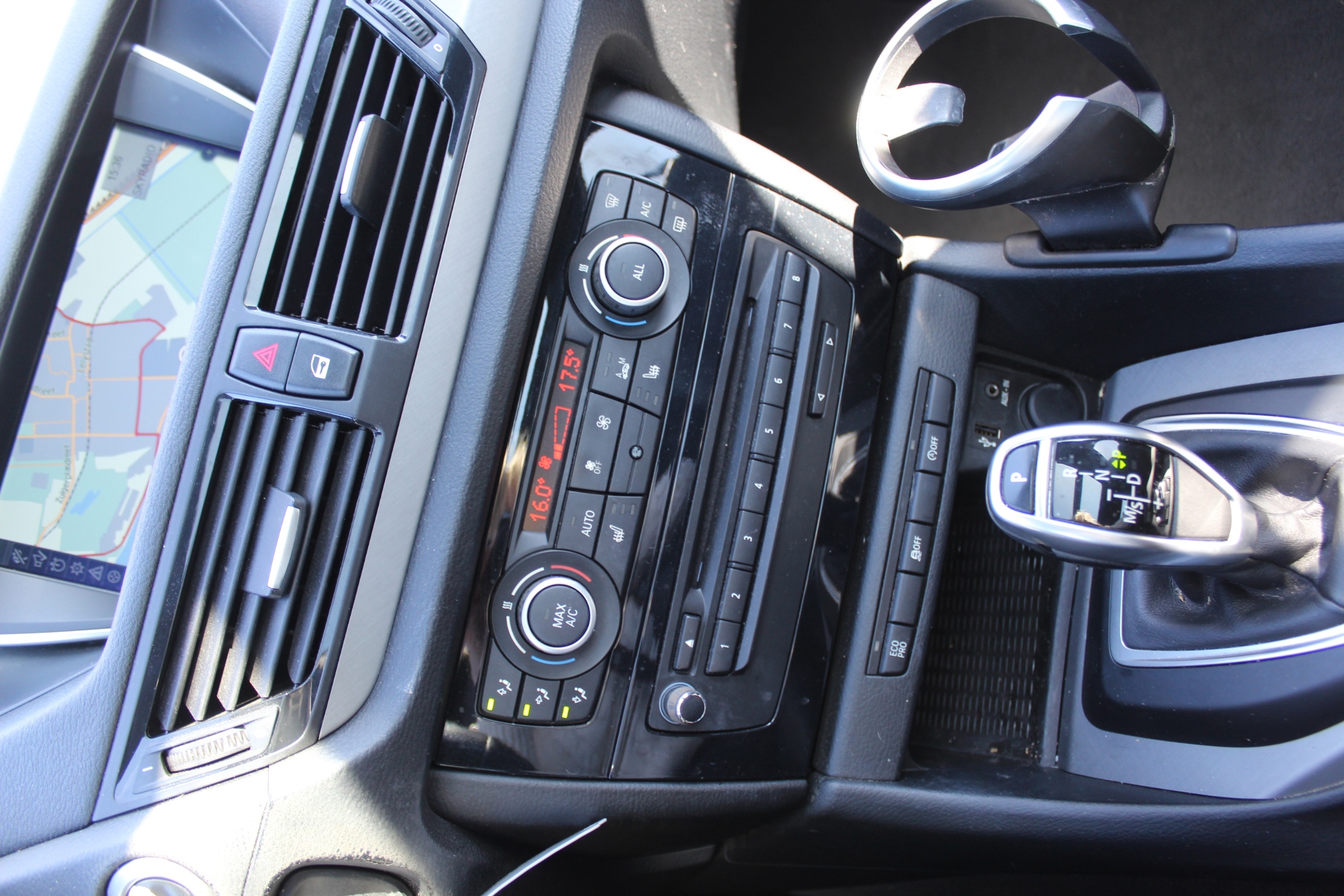 Foto van BMW X1 Sdrive20i