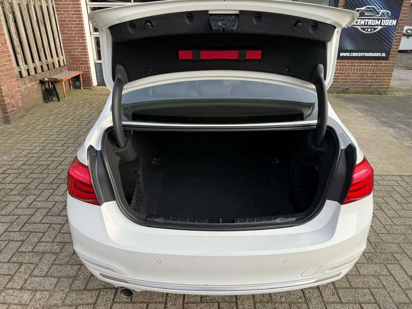 Foto van BMW 318i