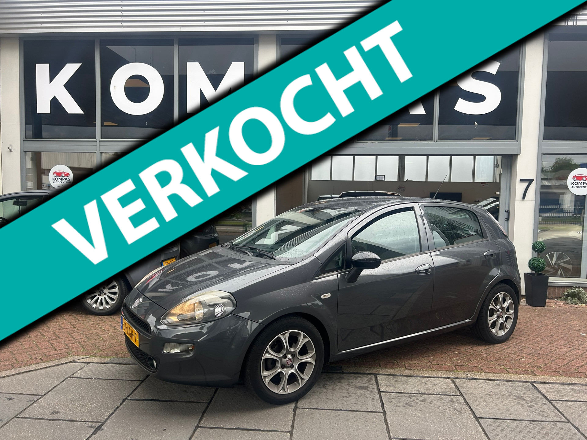 Fiat Fiat Punto 0.9 TwinAir Pop |AIRCO|Usb|S&S|Aux|APK2027|LM.Velgen|Multif.Stuurwiel|EL.Ramen 2012 - voorkant