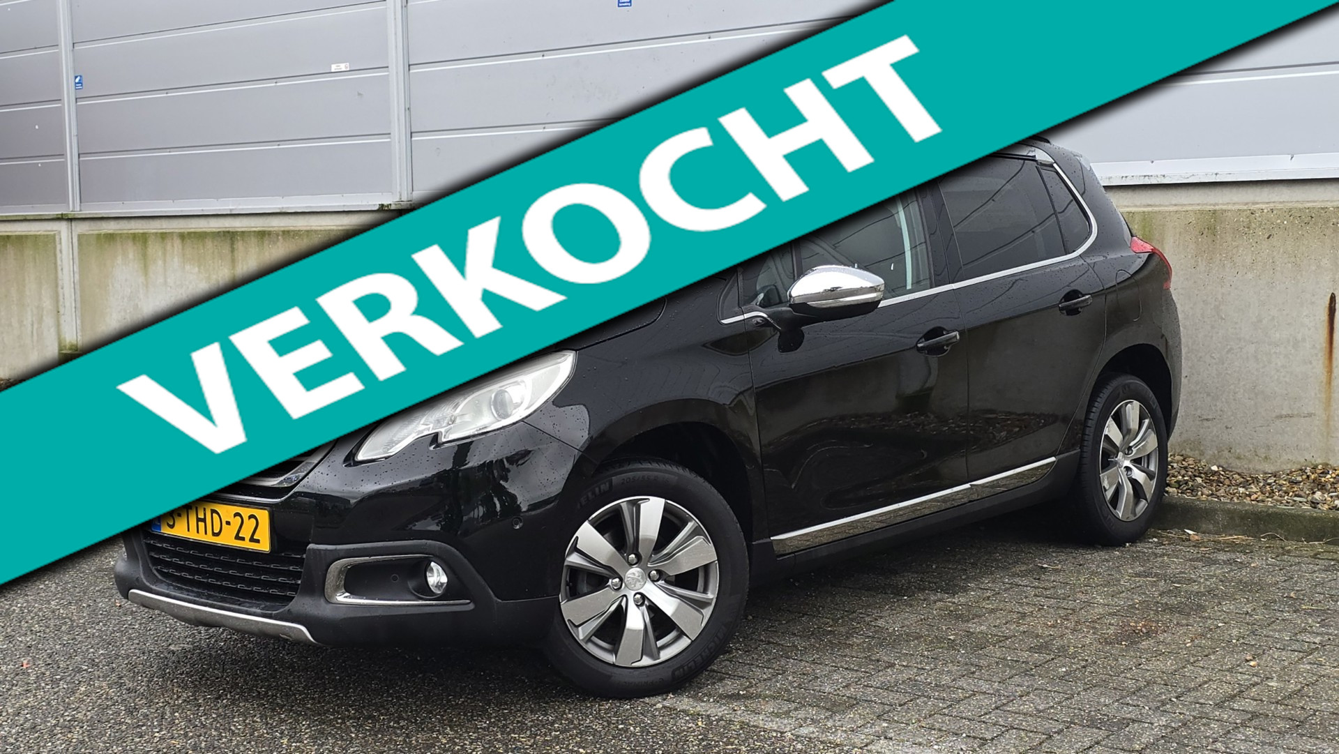 Peugeot 2008 1.2 VTi Allure Pack Premium Plus 2014 - voorkant