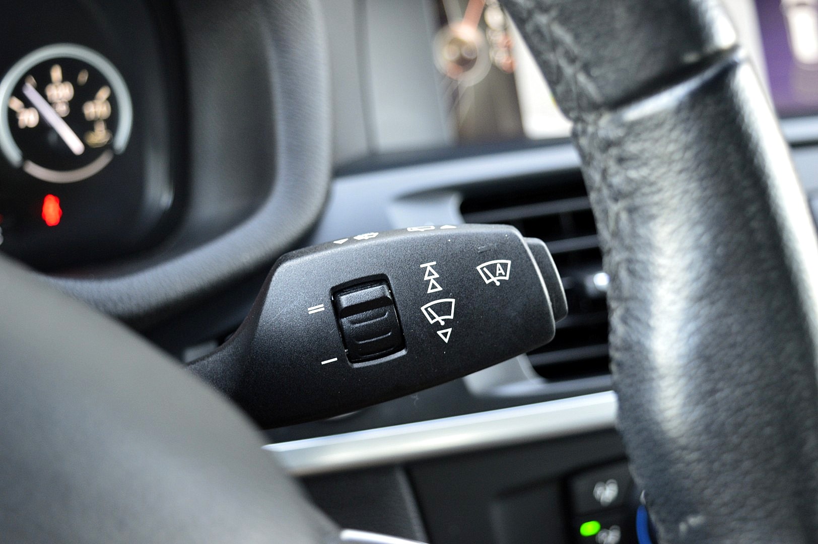 Foto van BMW X3 xDrive 28i