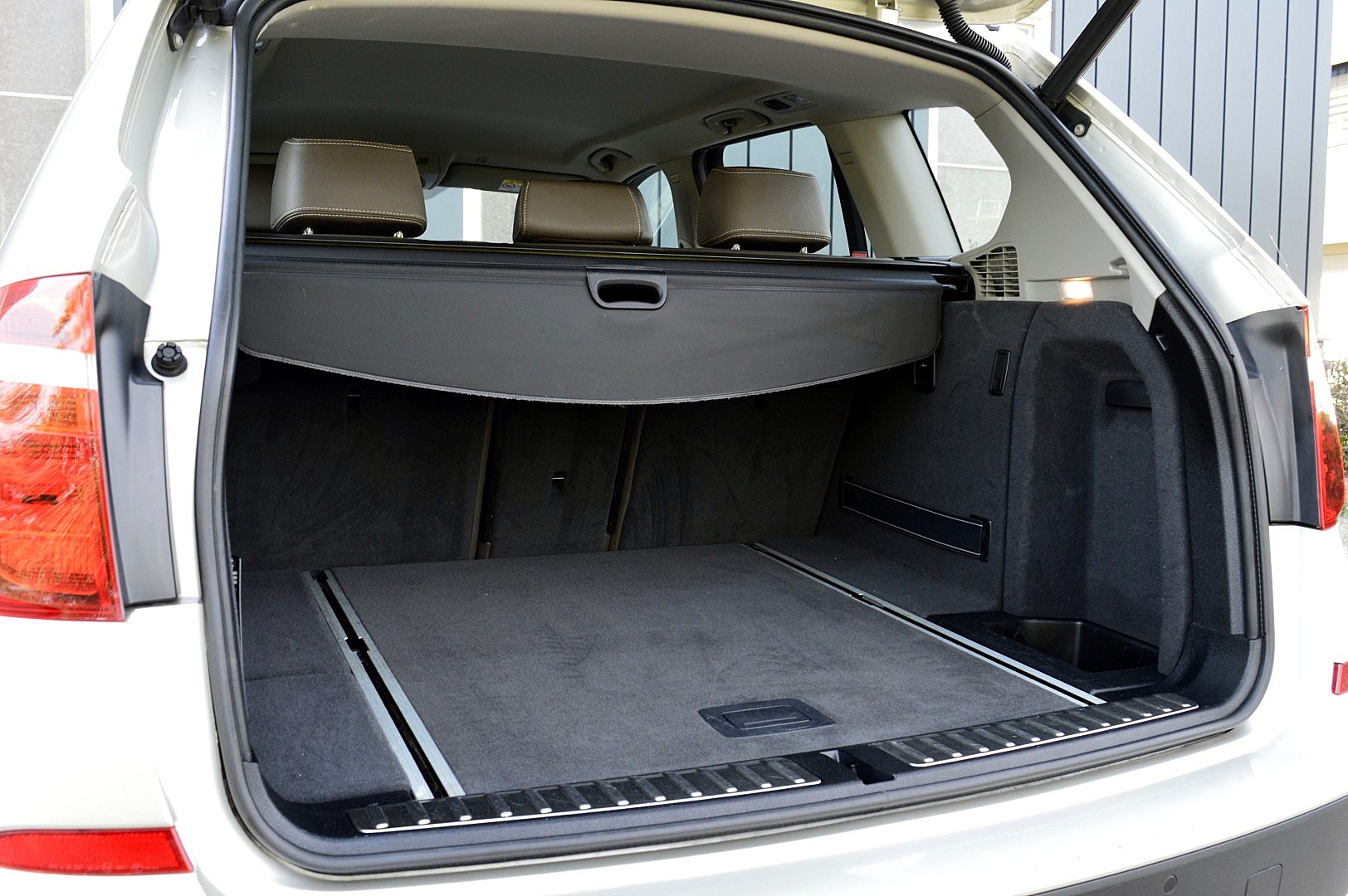 Foto van BMW X3 xDrive 28i