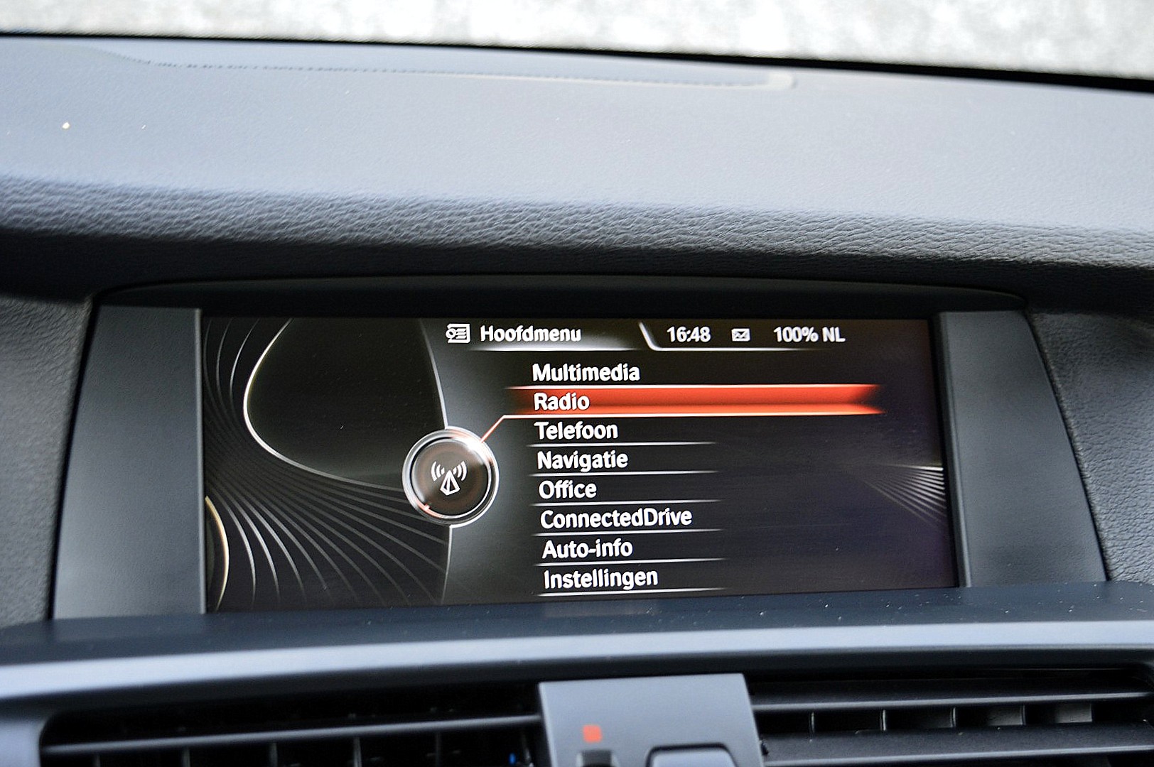 Foto van BMW X3 xDrive 28i