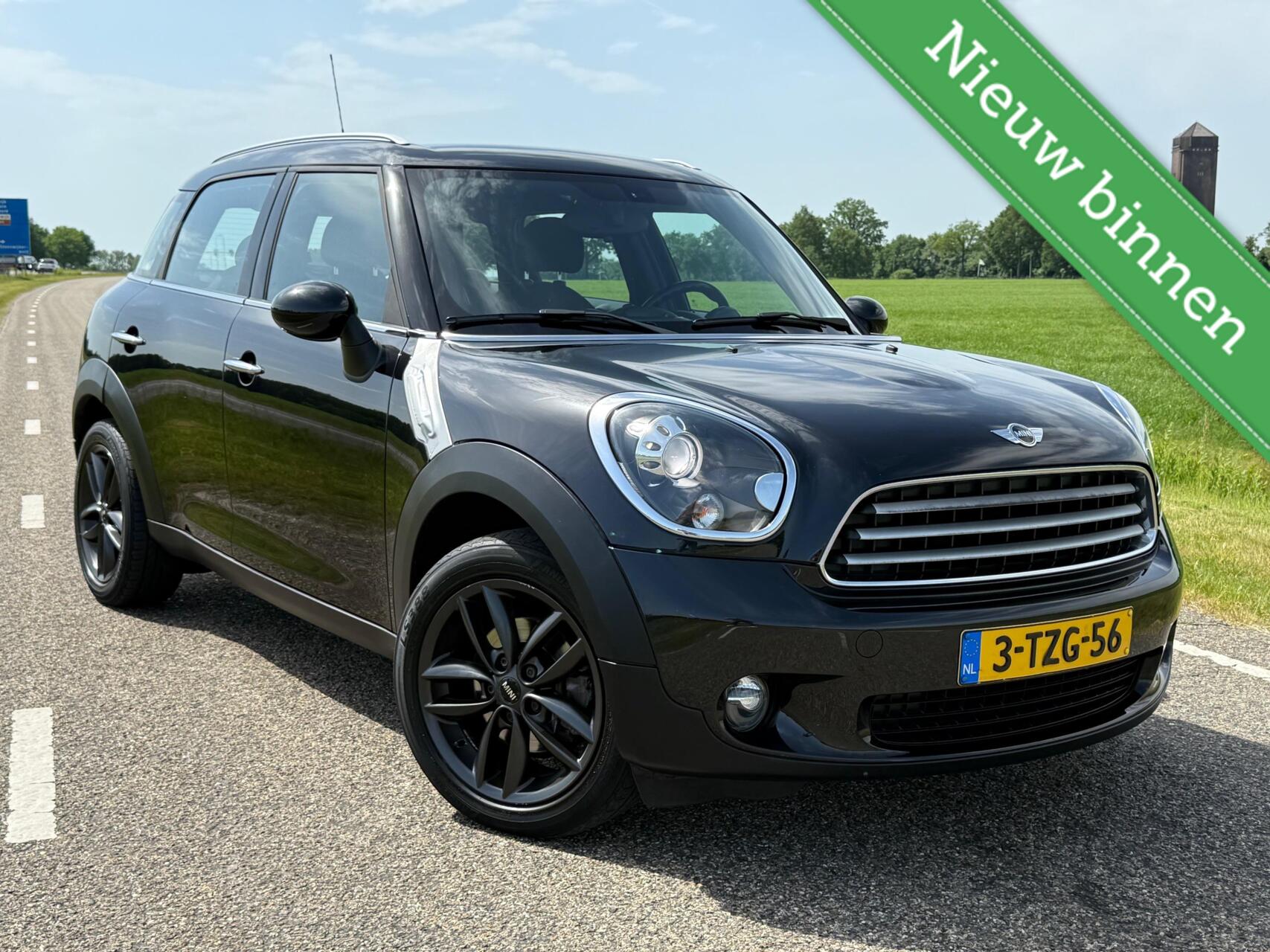 Foto van MINI COOPER