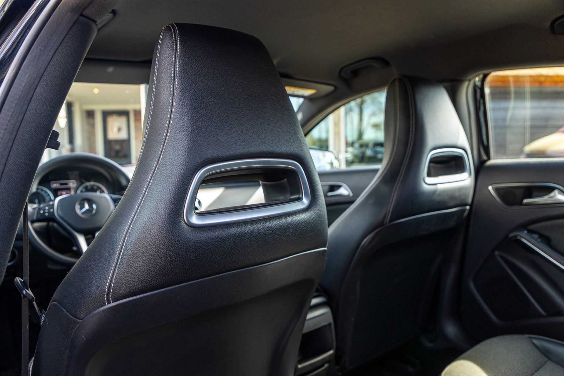 Foto van Mercedes-Benz A 180