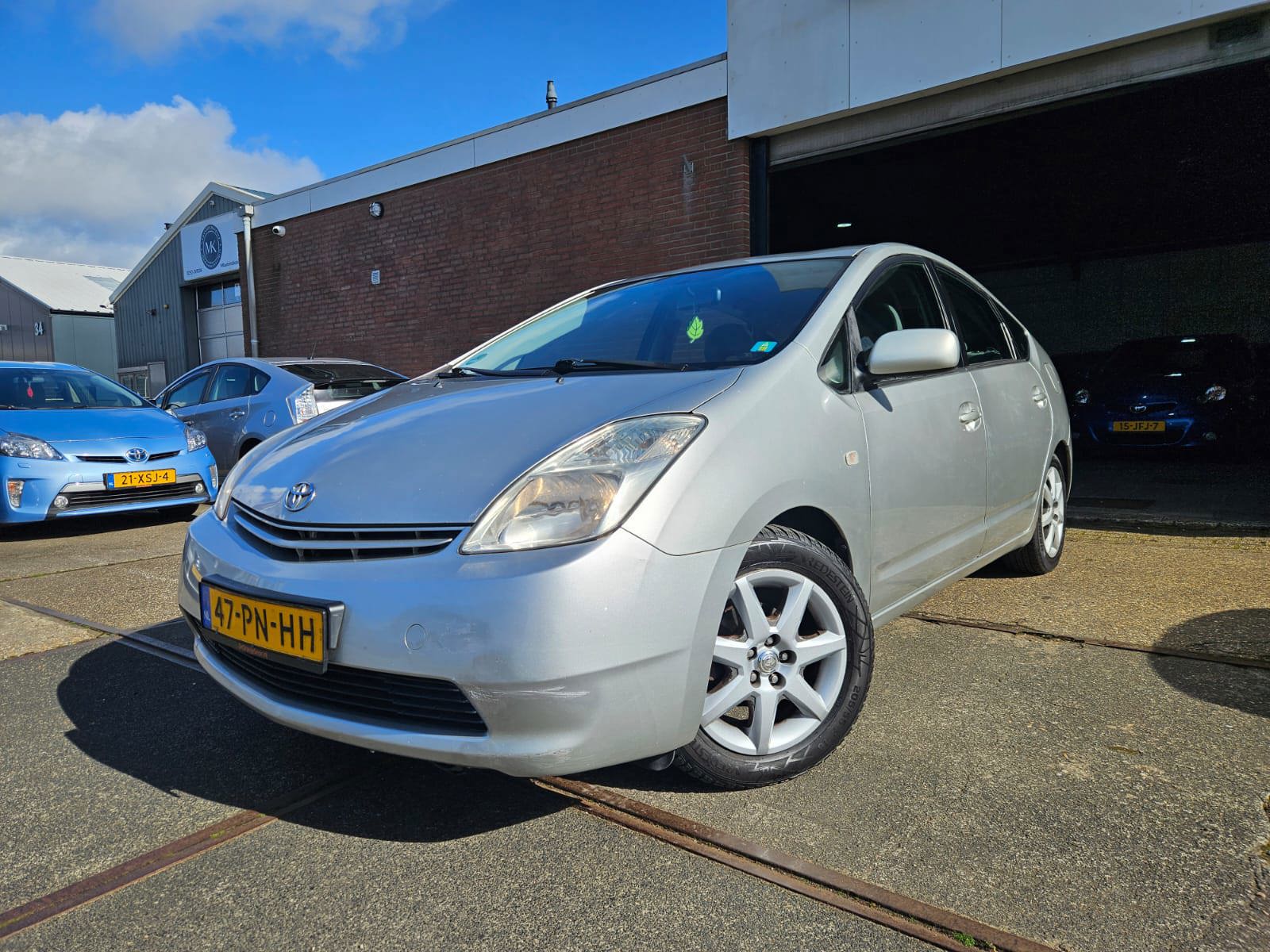 Toyota Toyota Prius 1.5 VVT-i Comfort GARANTIE 2004 - voorkant