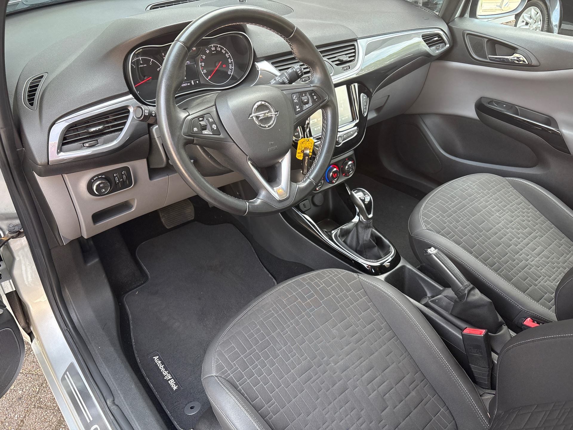 Foto van Opel Corsa-e