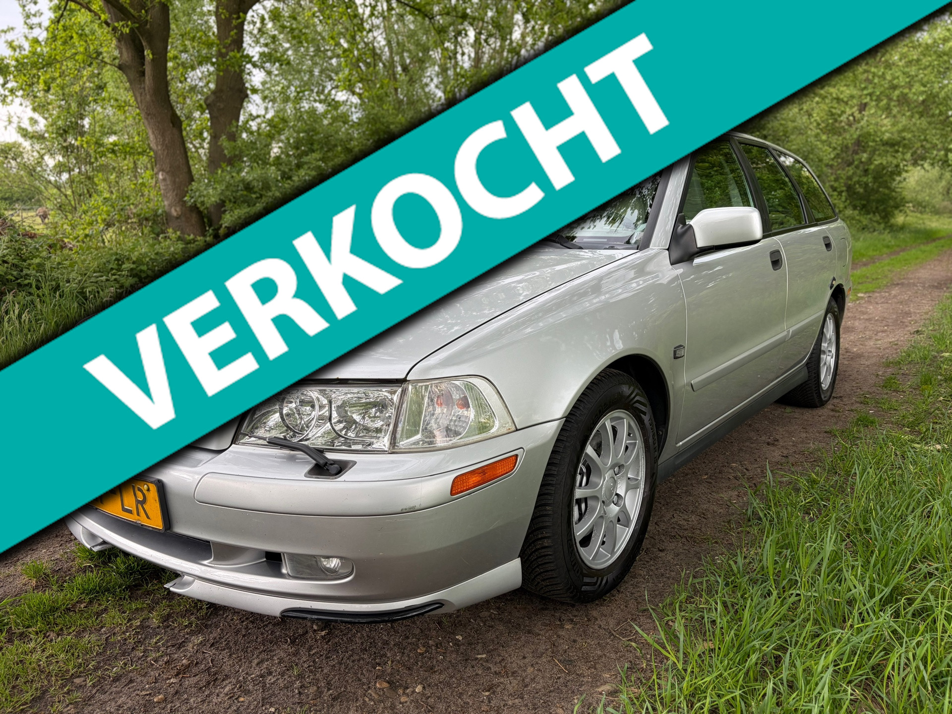 Foto van VOLVO V40