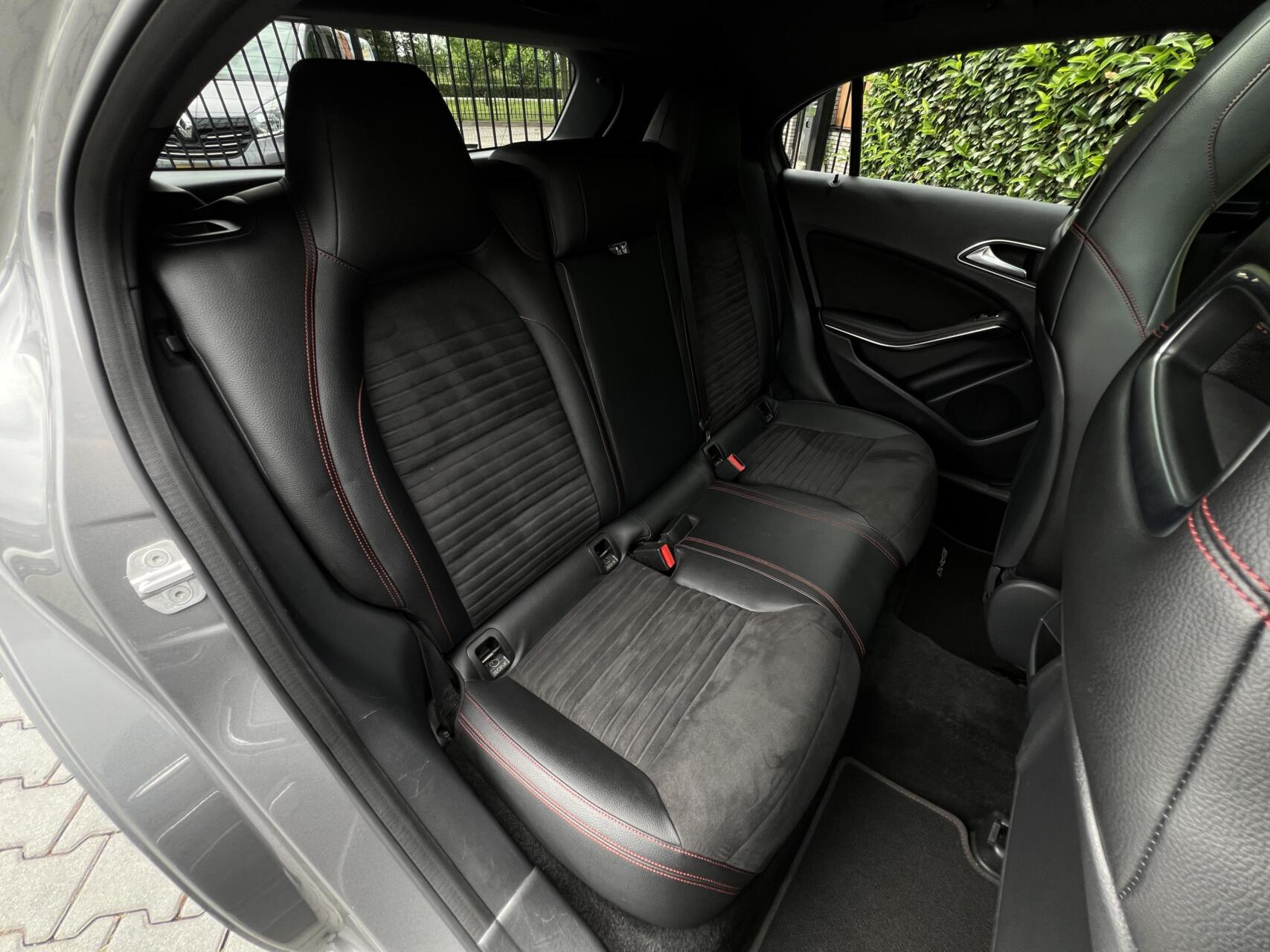 Foto van Mercedes-Benz A 180