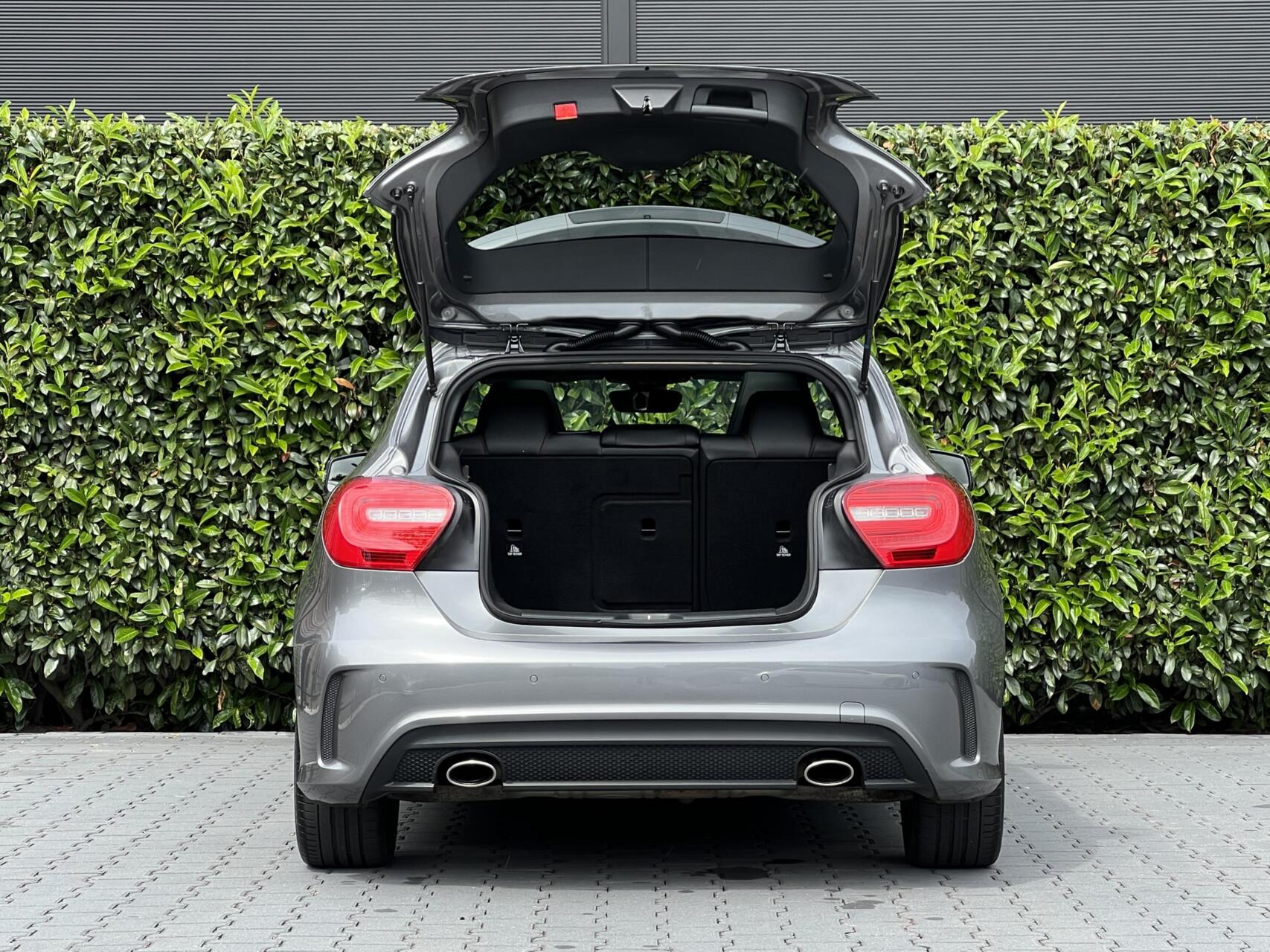 Foto van Mercedes-Benz A 180