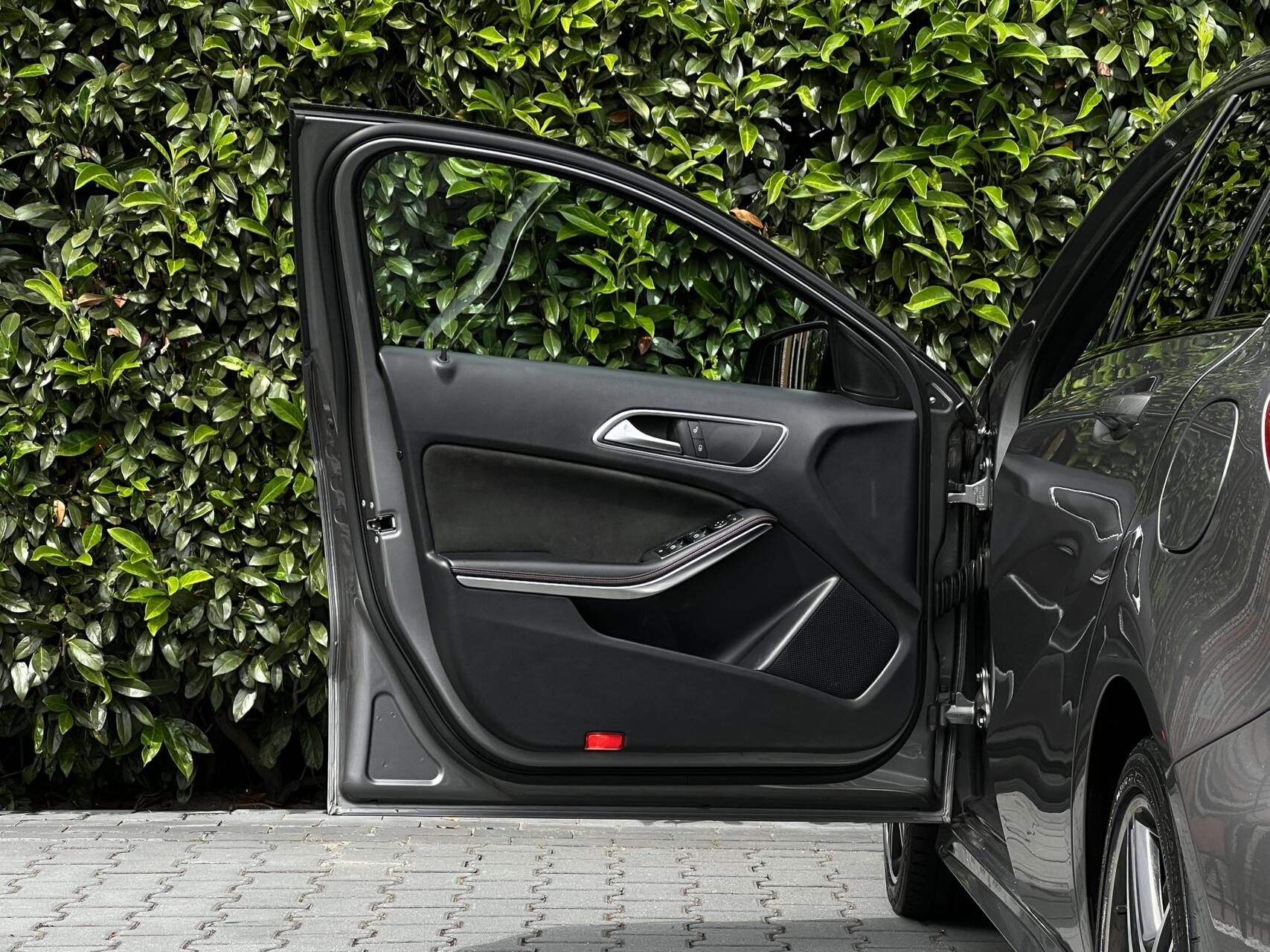 Foto van Mercedes-Benz A 180