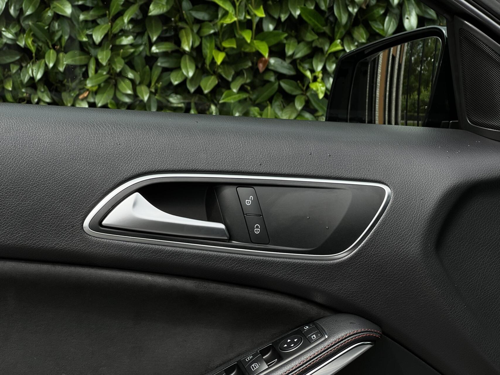 Foto van Mercedes-Benz A 180