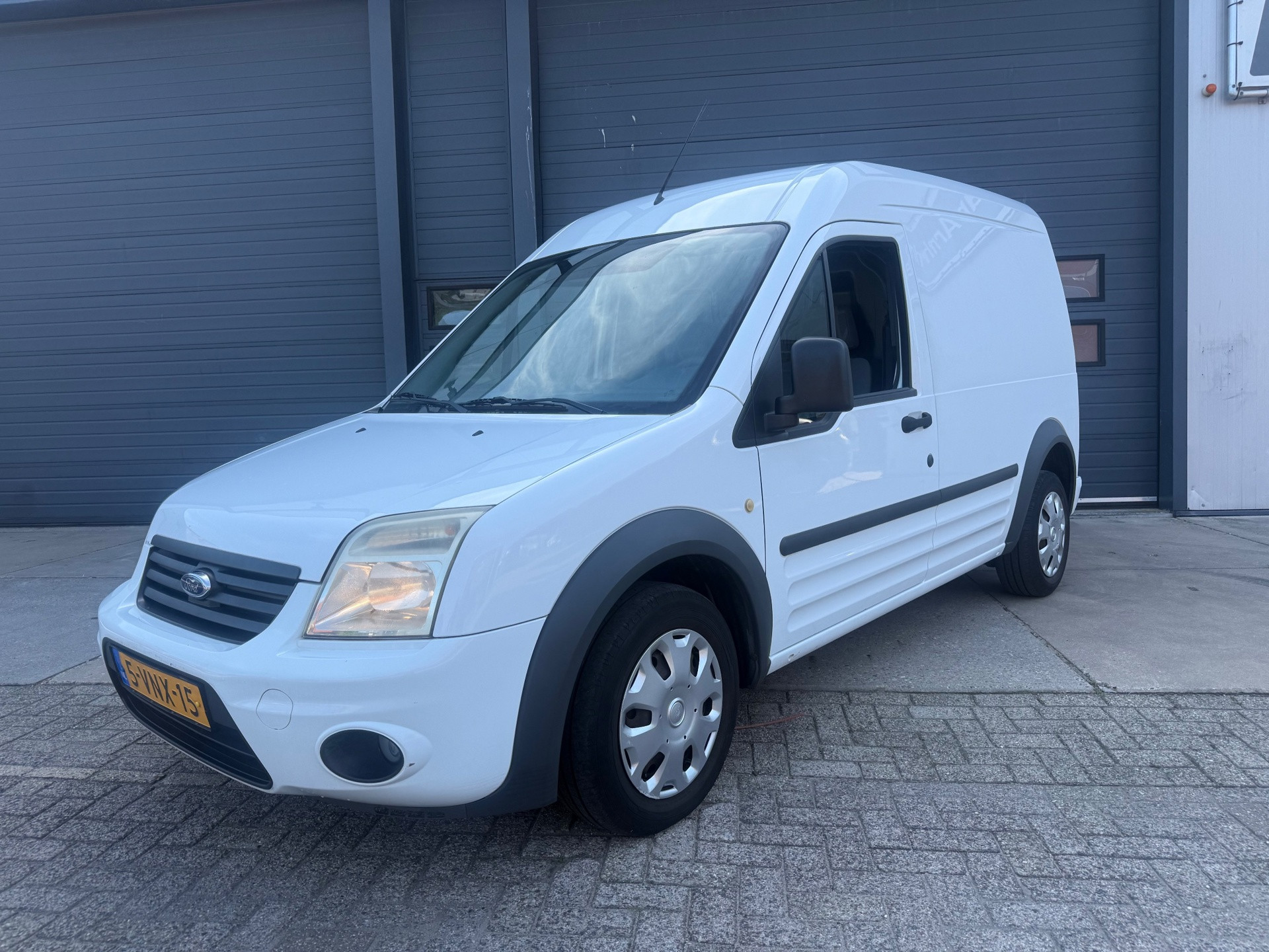 Ford Transit Connect T230L 1.8 TDCi Trend 2011 - voorkant