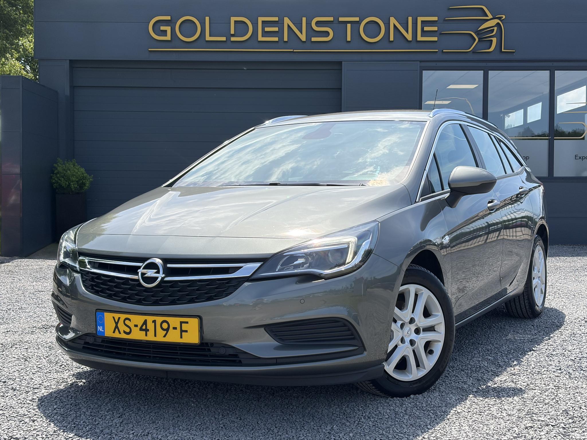 Opel Astra Sports Tourer 1.0 Turbo Business+ 2019 - voorkant