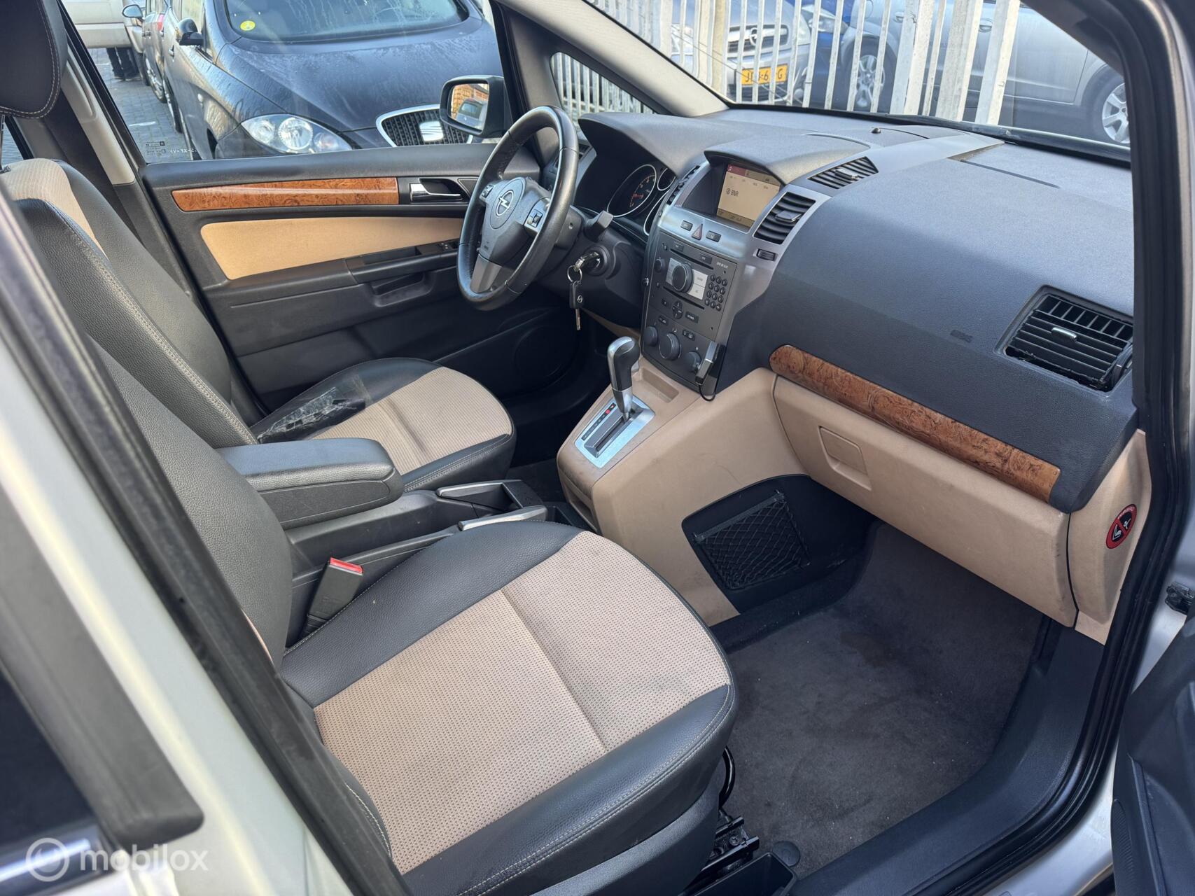 Foto van Opel Zafira