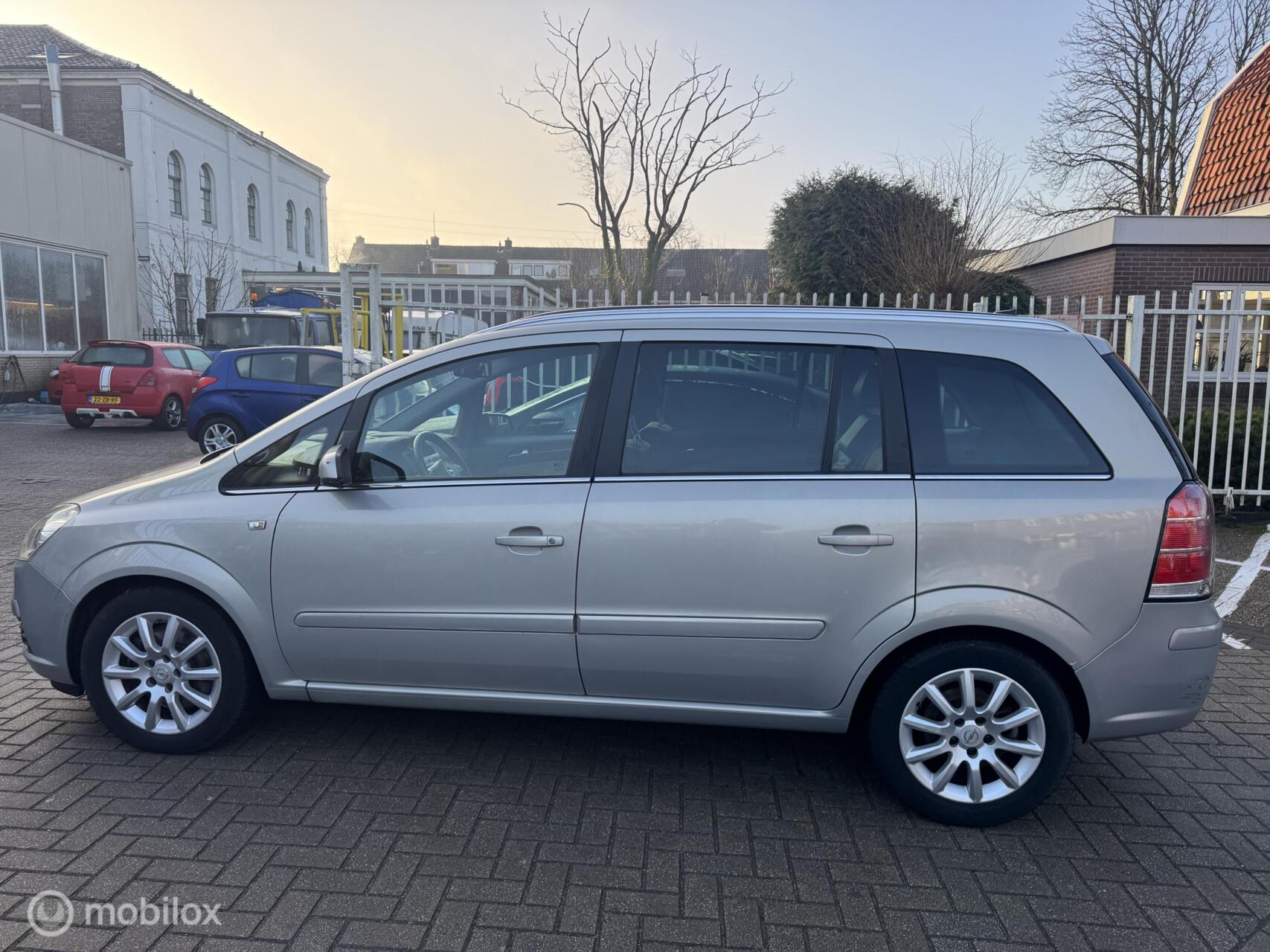 Foto van Opel Zafira