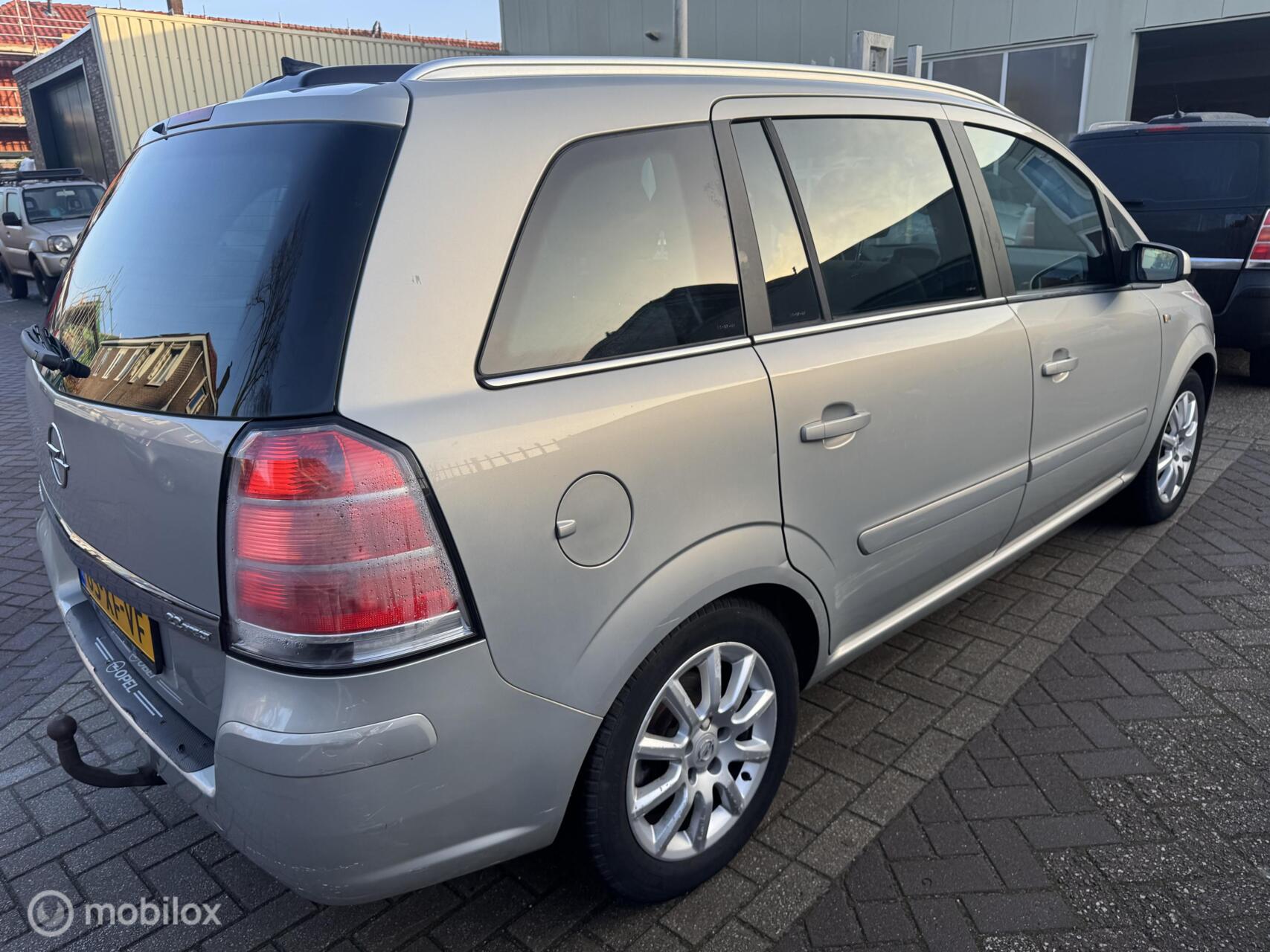 Foto van Opel Zafira