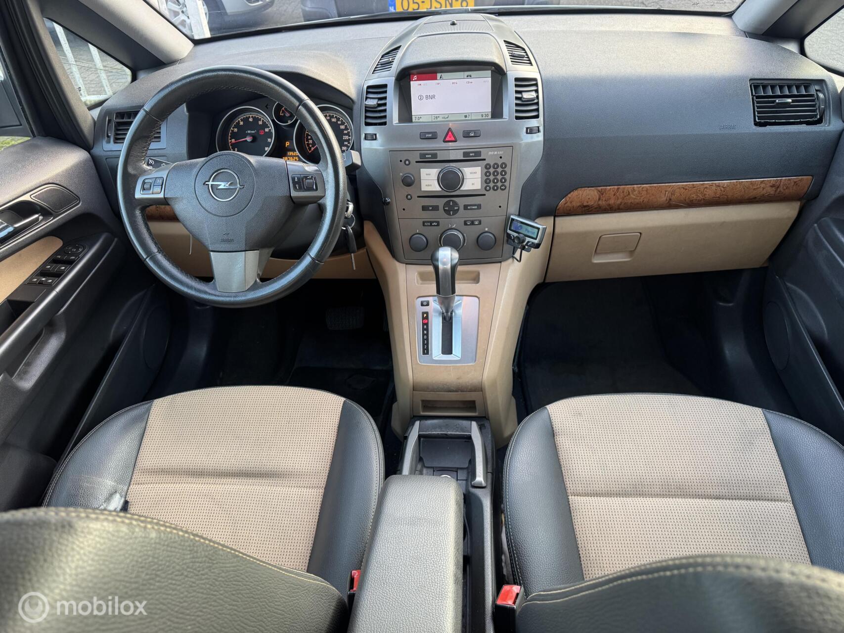 Foto van Opel Zafira