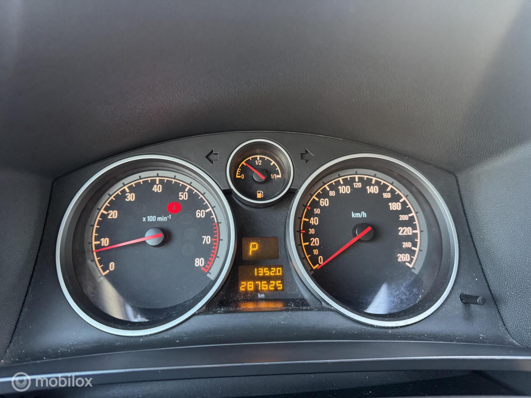 Foto van Opel Zafira