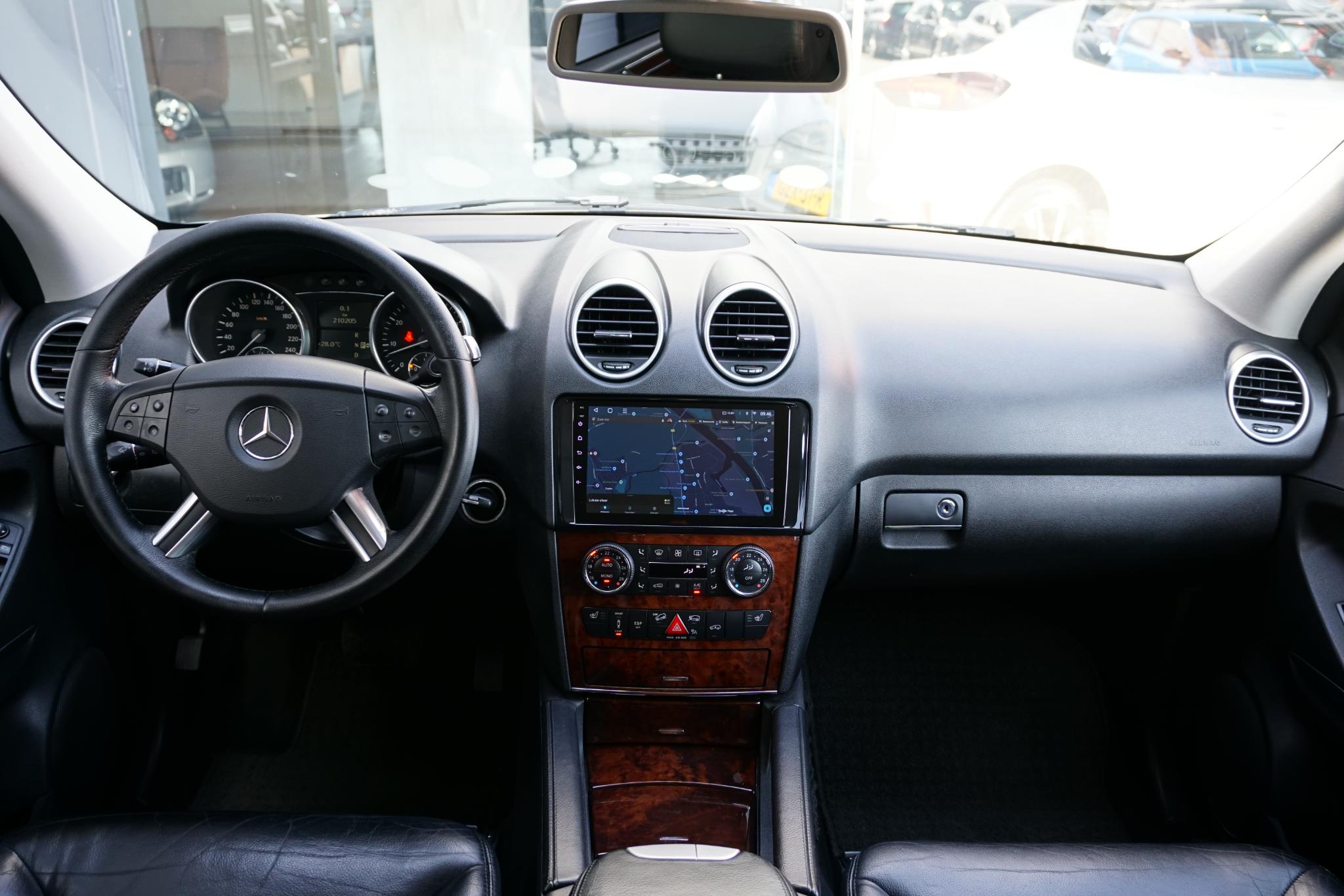Foto van Mercedes-Benz ML 500